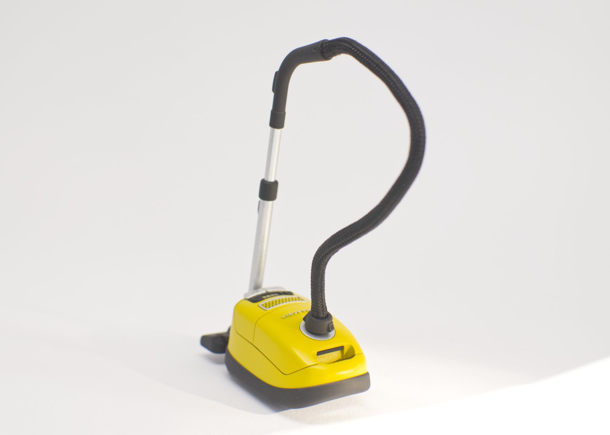 Vacuum Cleaner with detachable flexible hose (1:12 scale)
