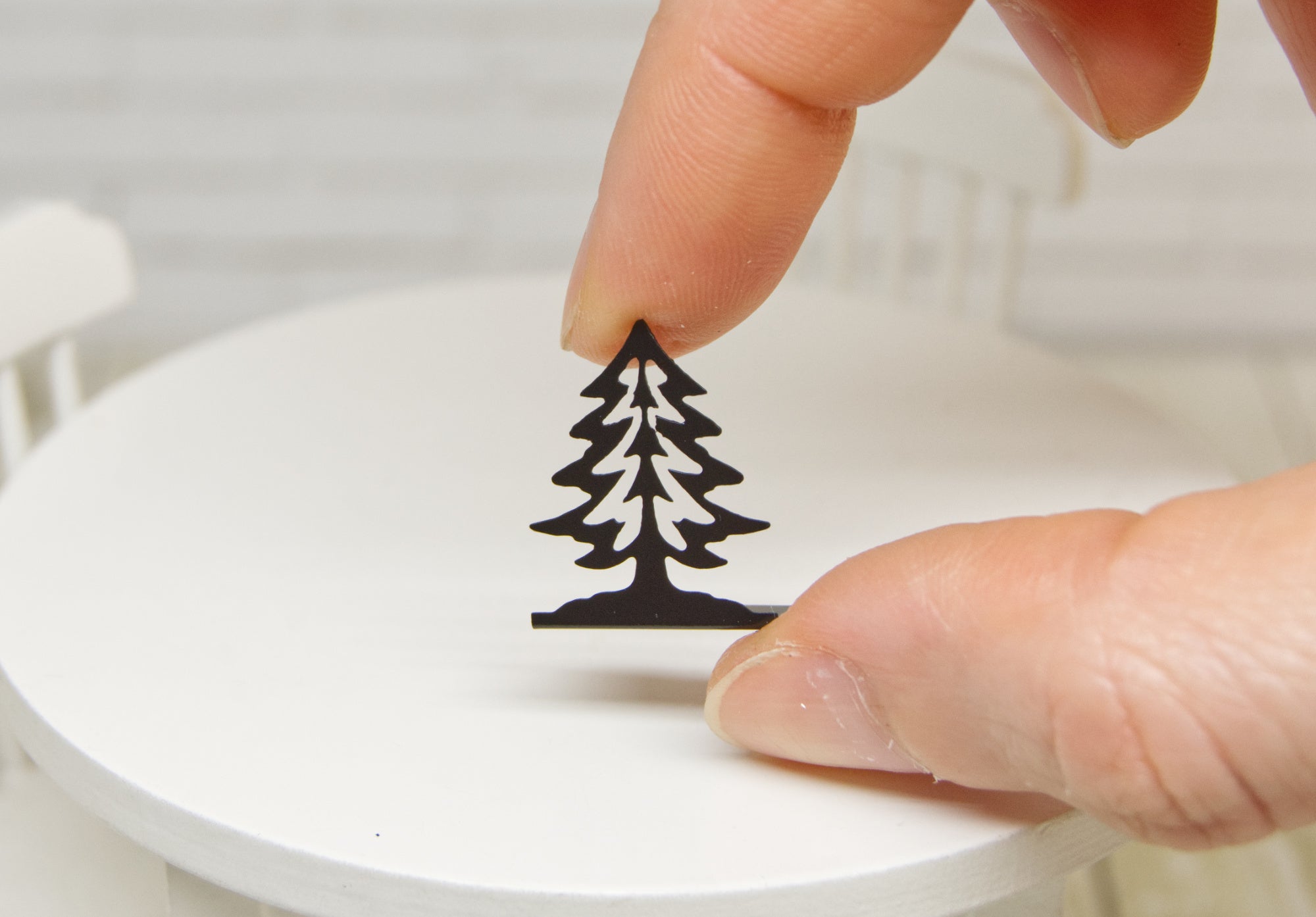 Metal Bookend - Christmas tree (1:12 scale)