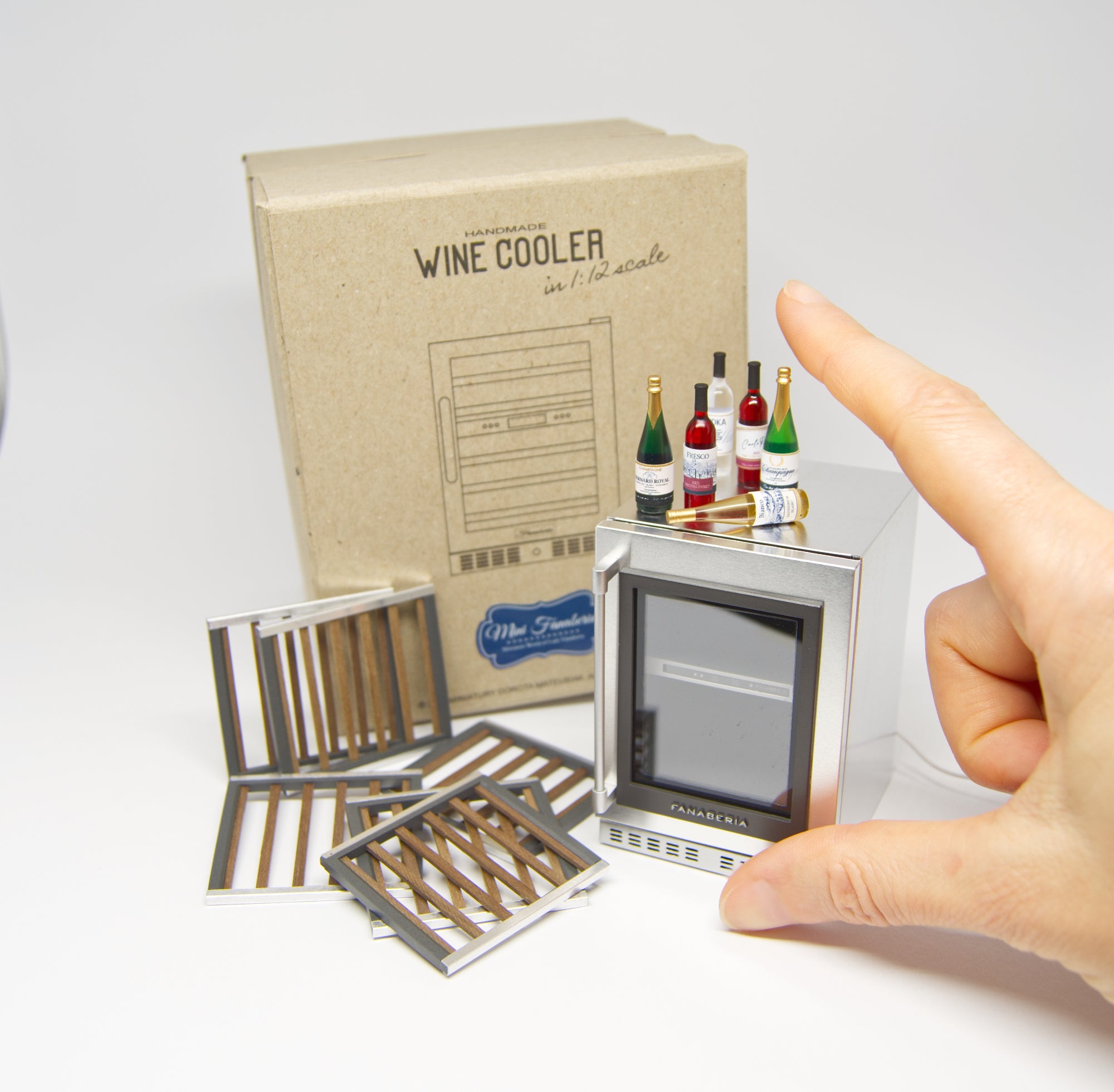 Wine cooler (1:12 scale)