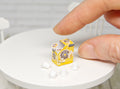 Box with 10 removable pods (1:12 scale)