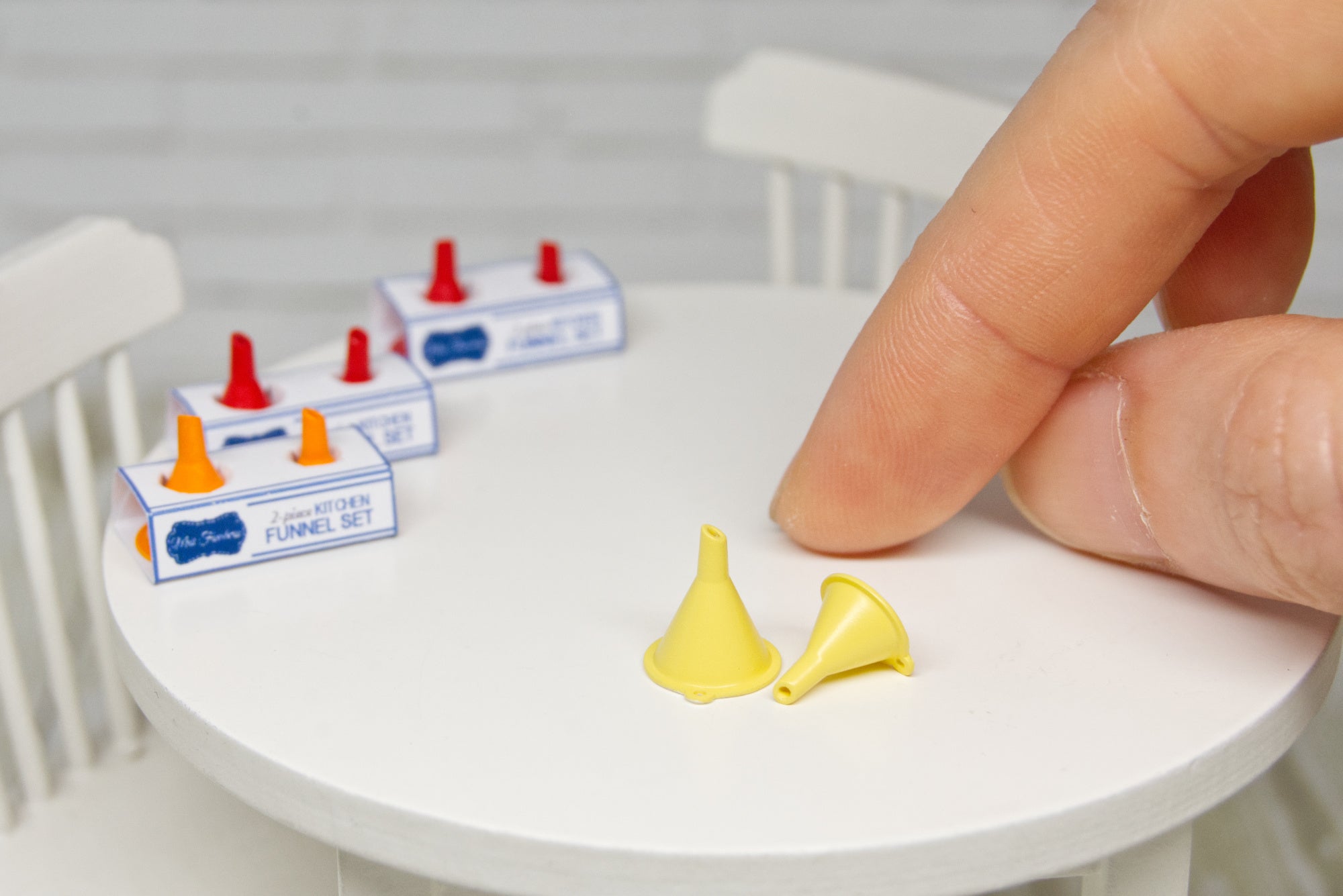 Funnel Set - 2pcs (1:12 scale)