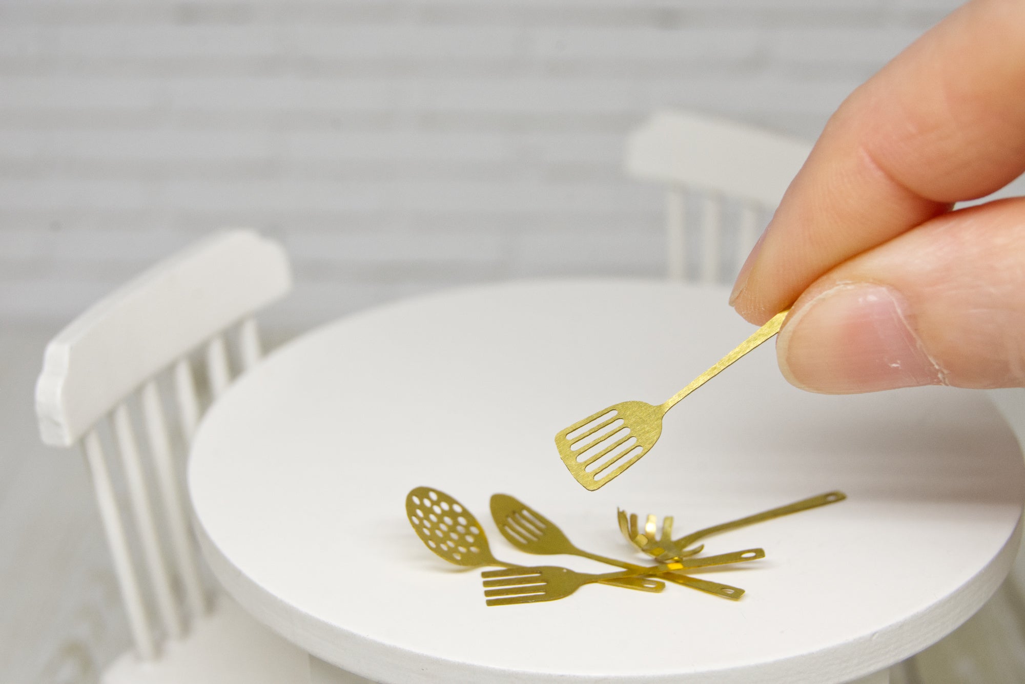 Metal Utensils Set - 5pcs (1:12 scale) gold color