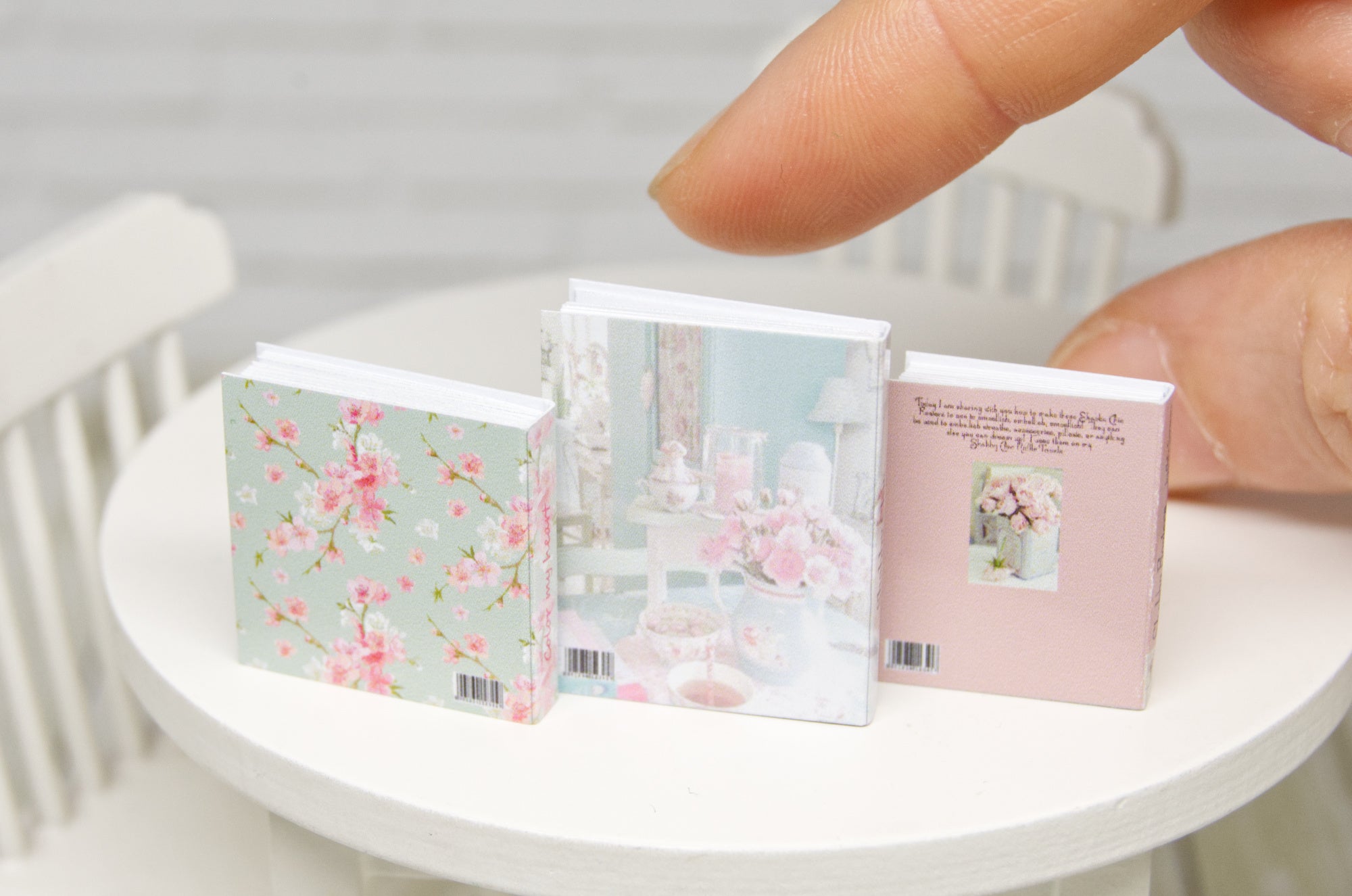 Books Set - 3pcs (1:12 scale) decorating