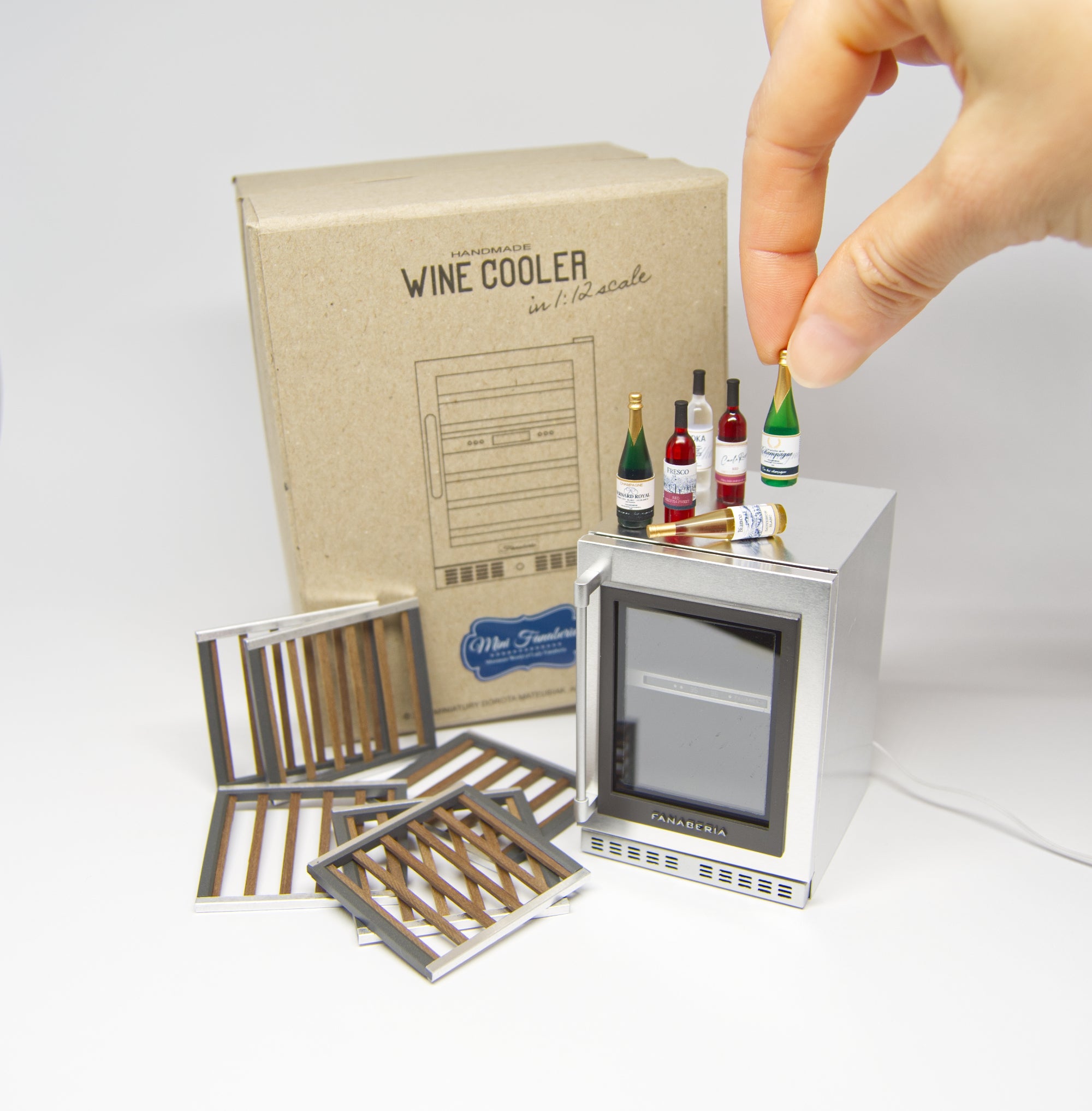 Wine cooler (1:12 scale)