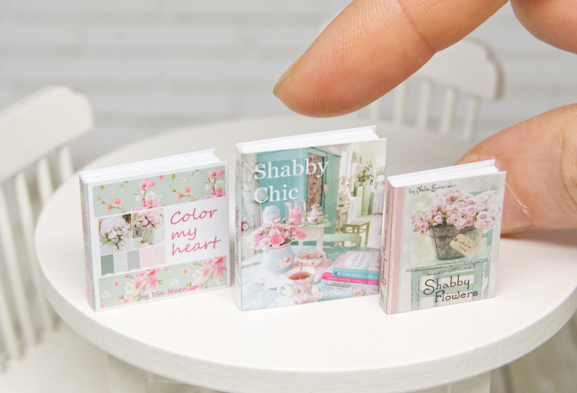 Books Set - 3pcs (1:12 scale) decorating