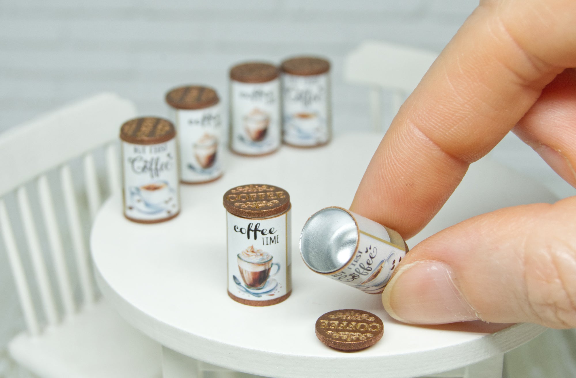 Coffee storage Tin (1:12 scale)