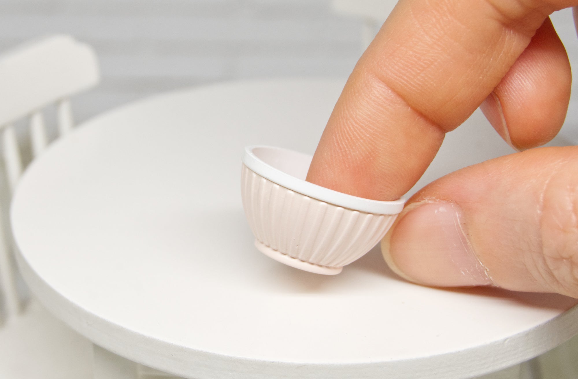 Large bowl (1:12 scale)