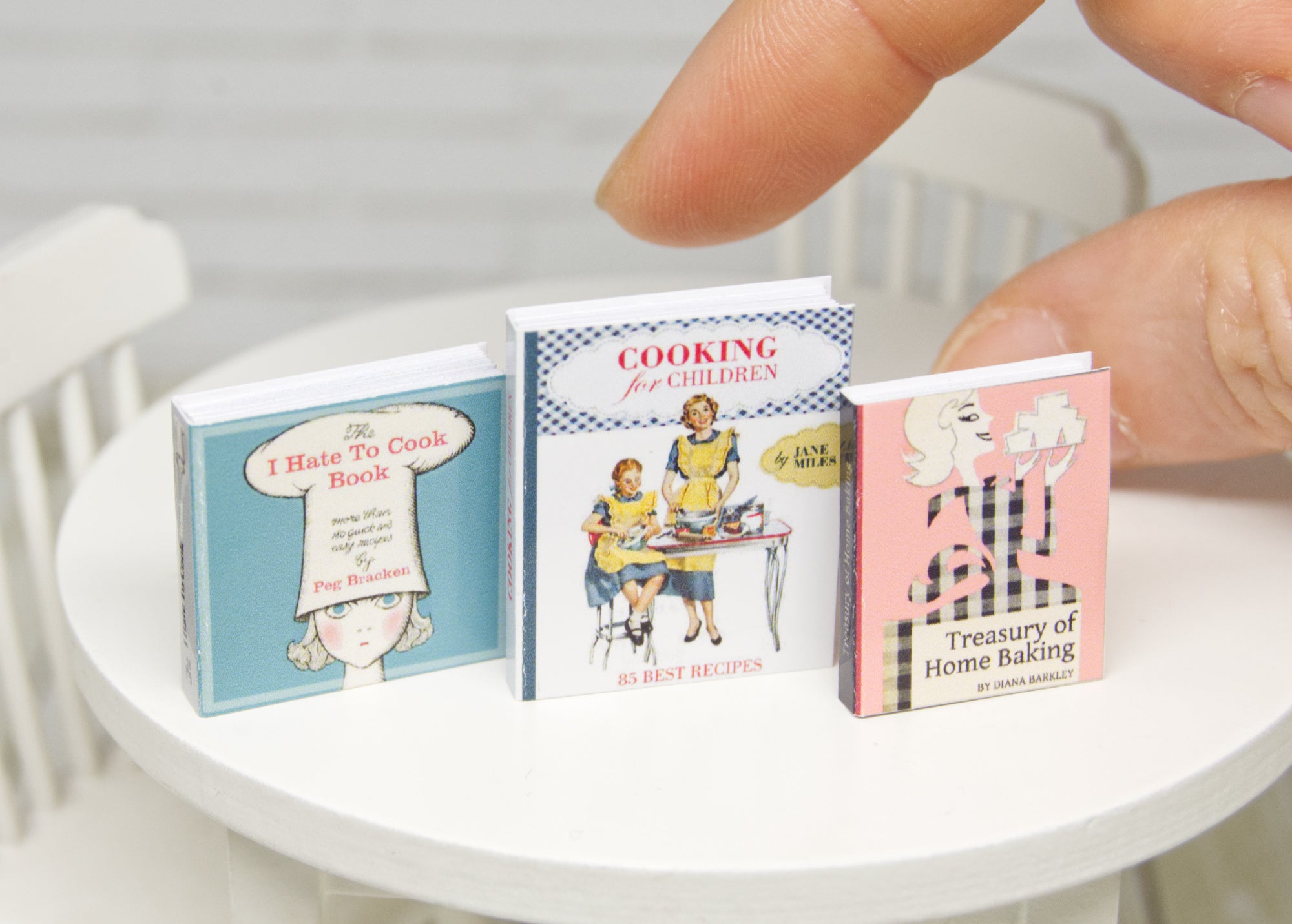 Books Set - 3pcs (1:12 scale) cooking