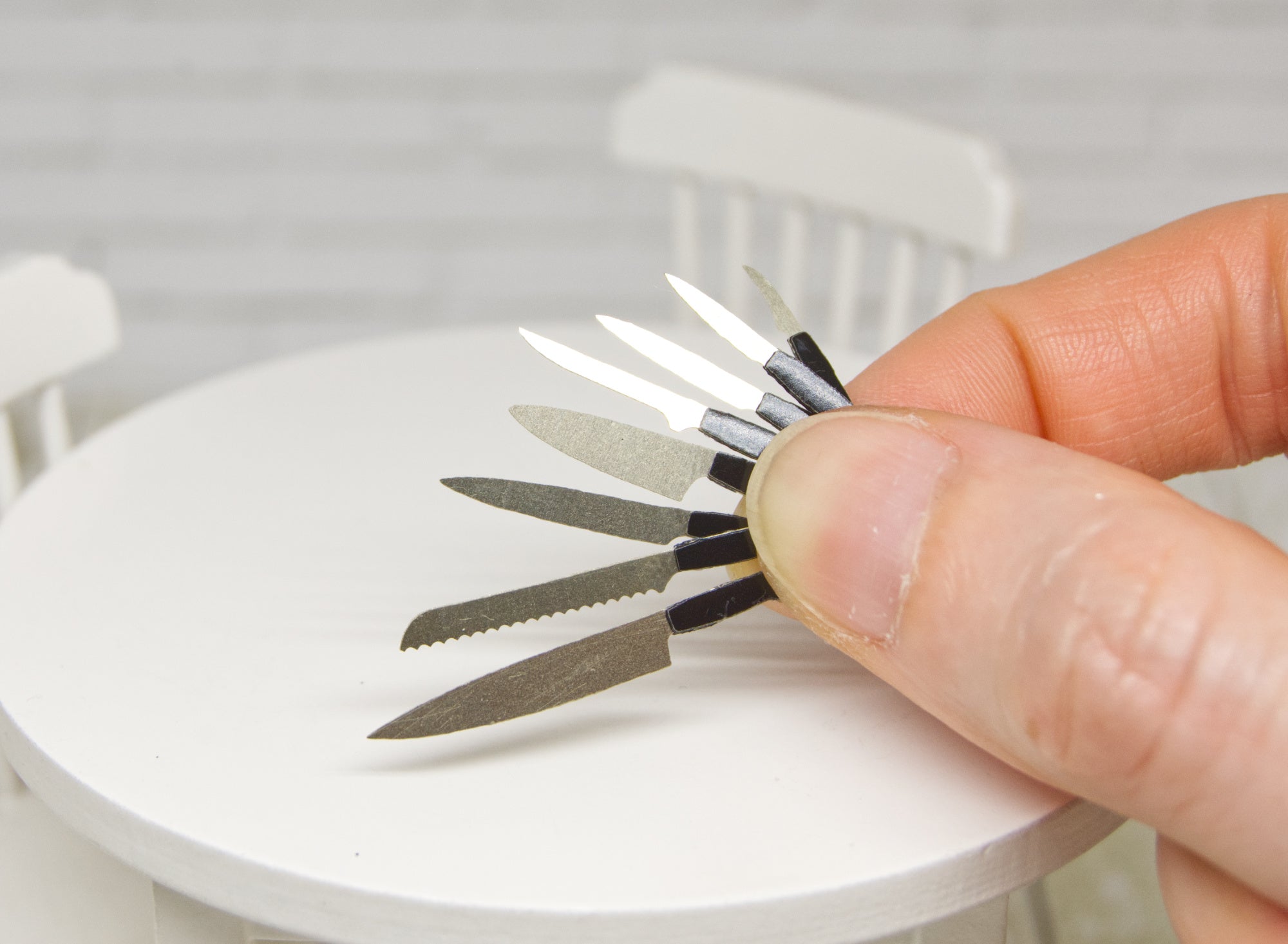 Metal Knives Set - 8pcs (1:12 scale)