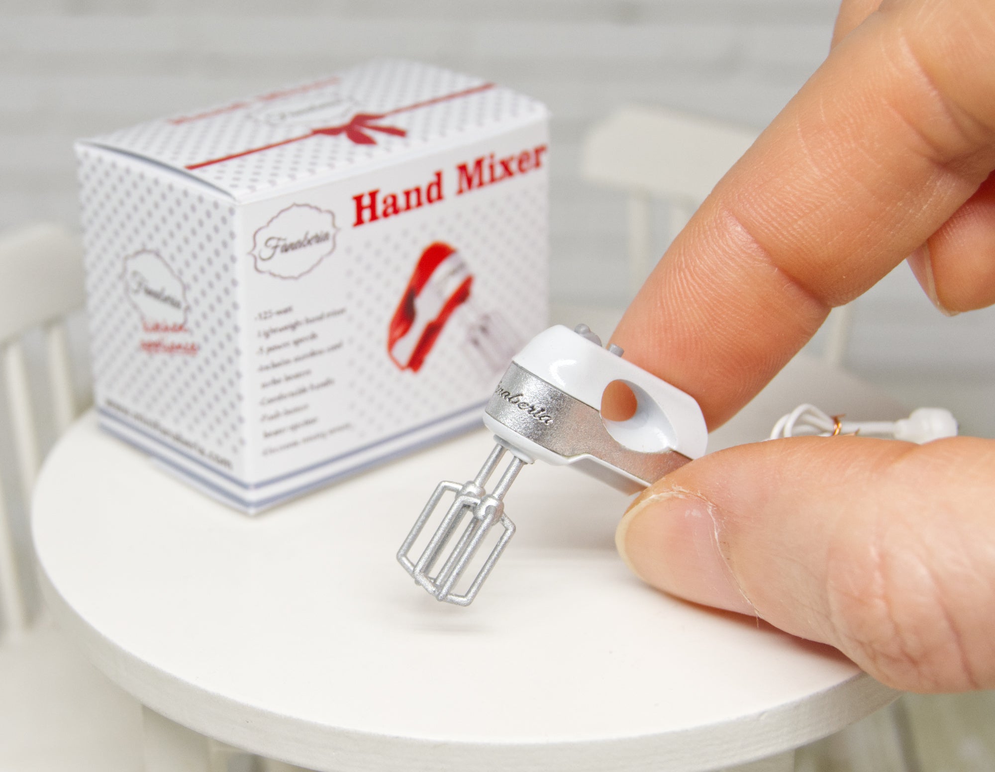 Hand Mixer (1:12 scale)