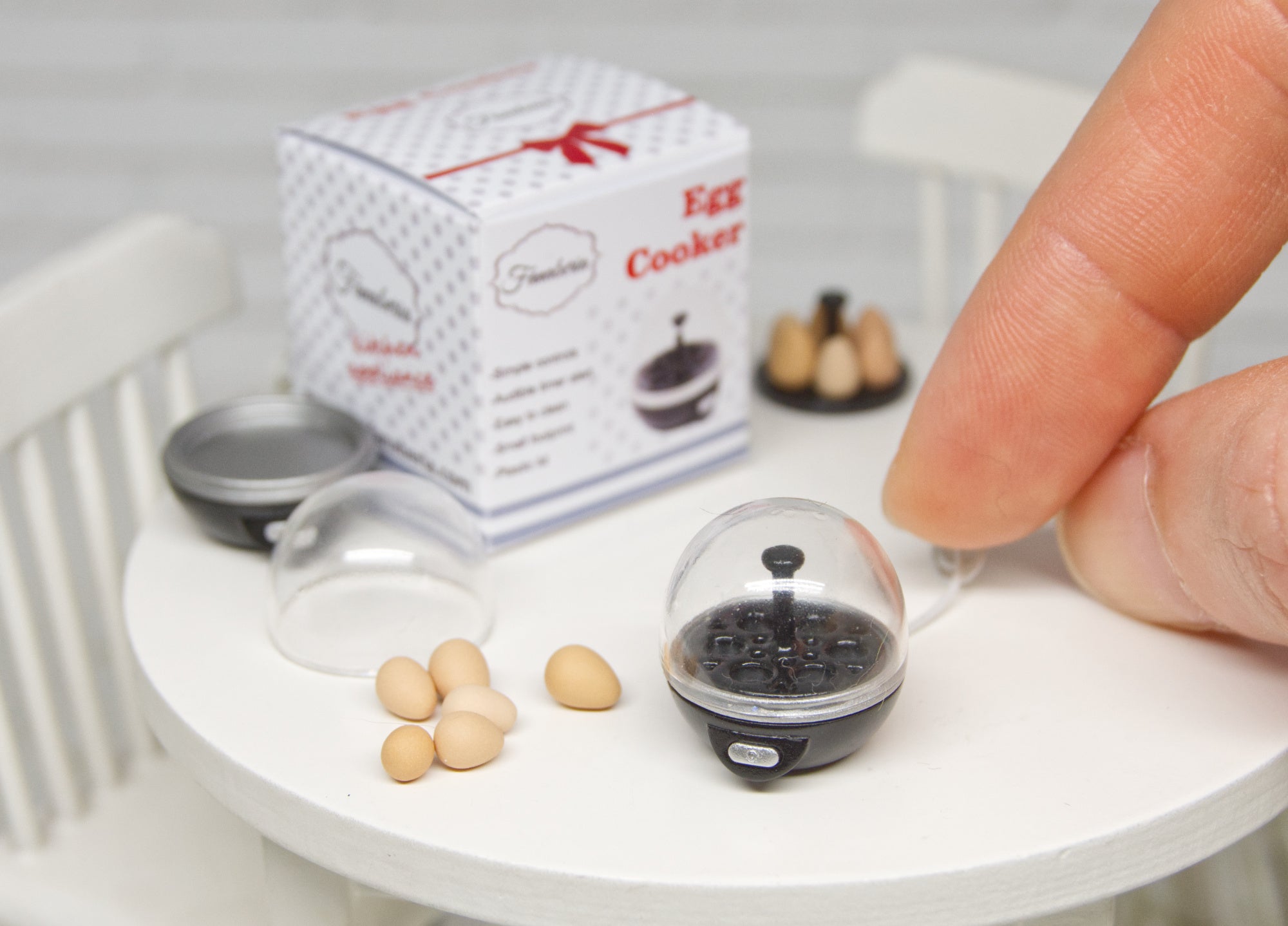 Egg Cooker with removable tray + 6eggs (1:12 scale)