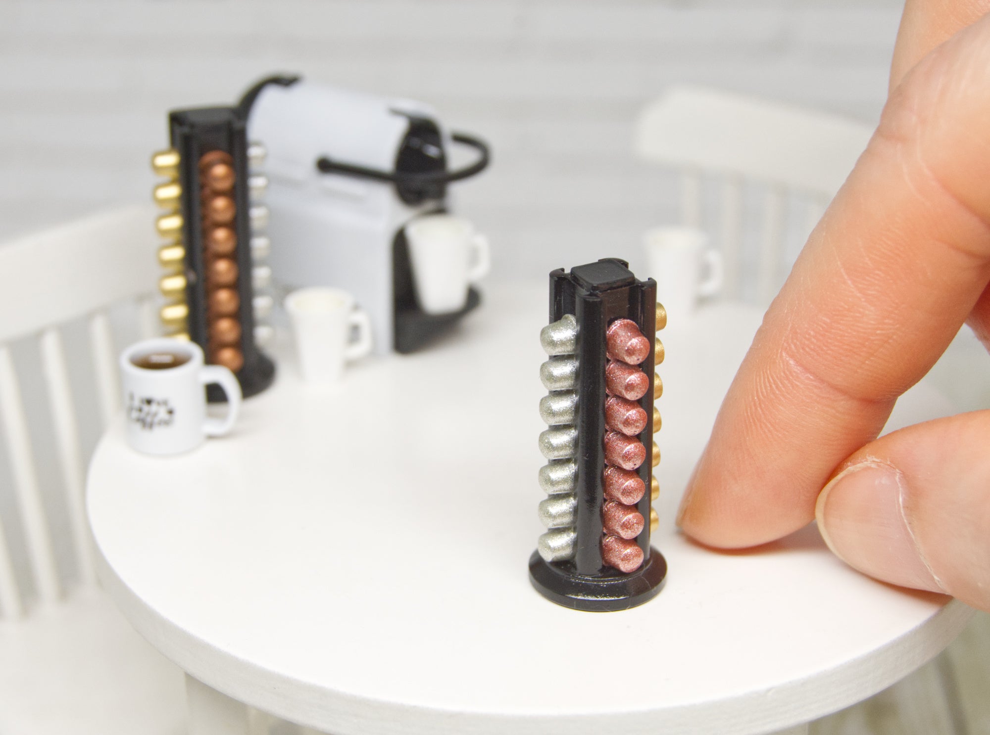 Holder with 28 capsules (1:12 scale)