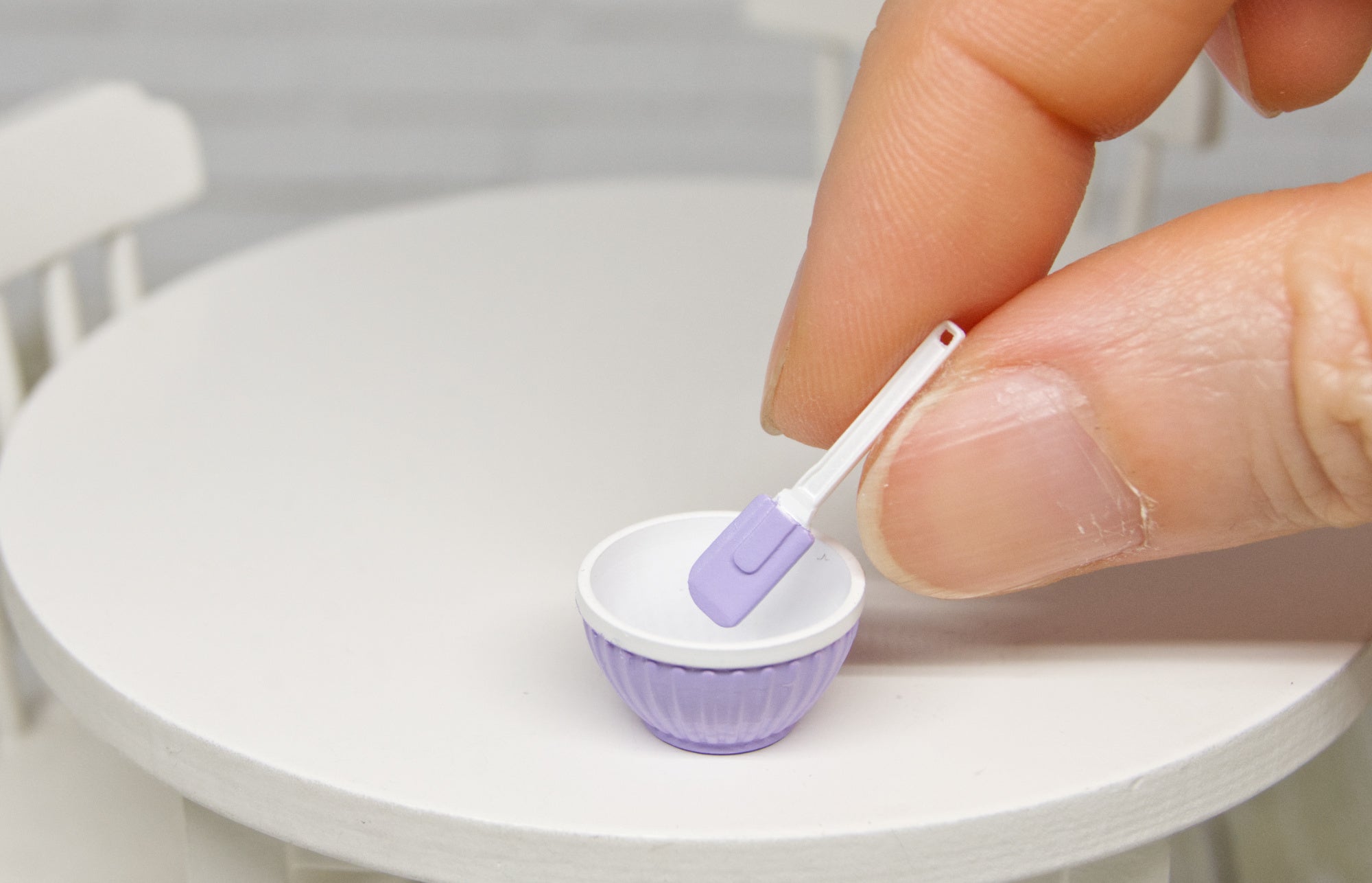Bowl & cream spatula (1:12 scale)