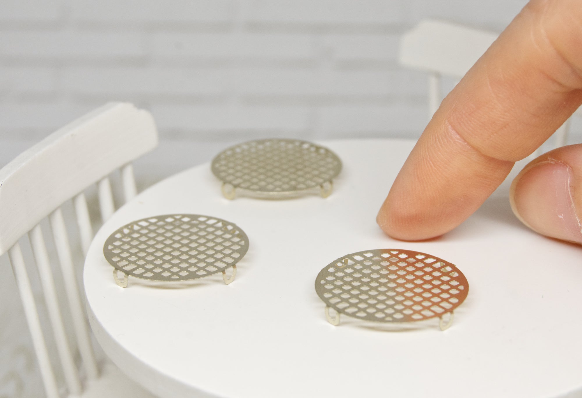 Metal cake Cooling rack (1:12 scale) silver color