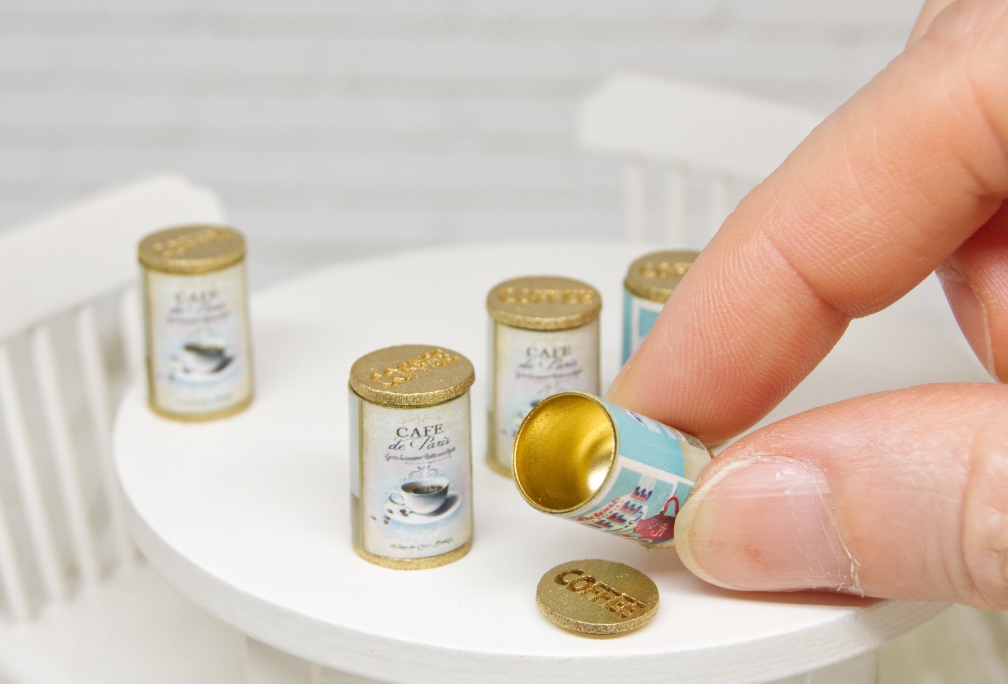 Coffee storage Tin (1:12 scale)