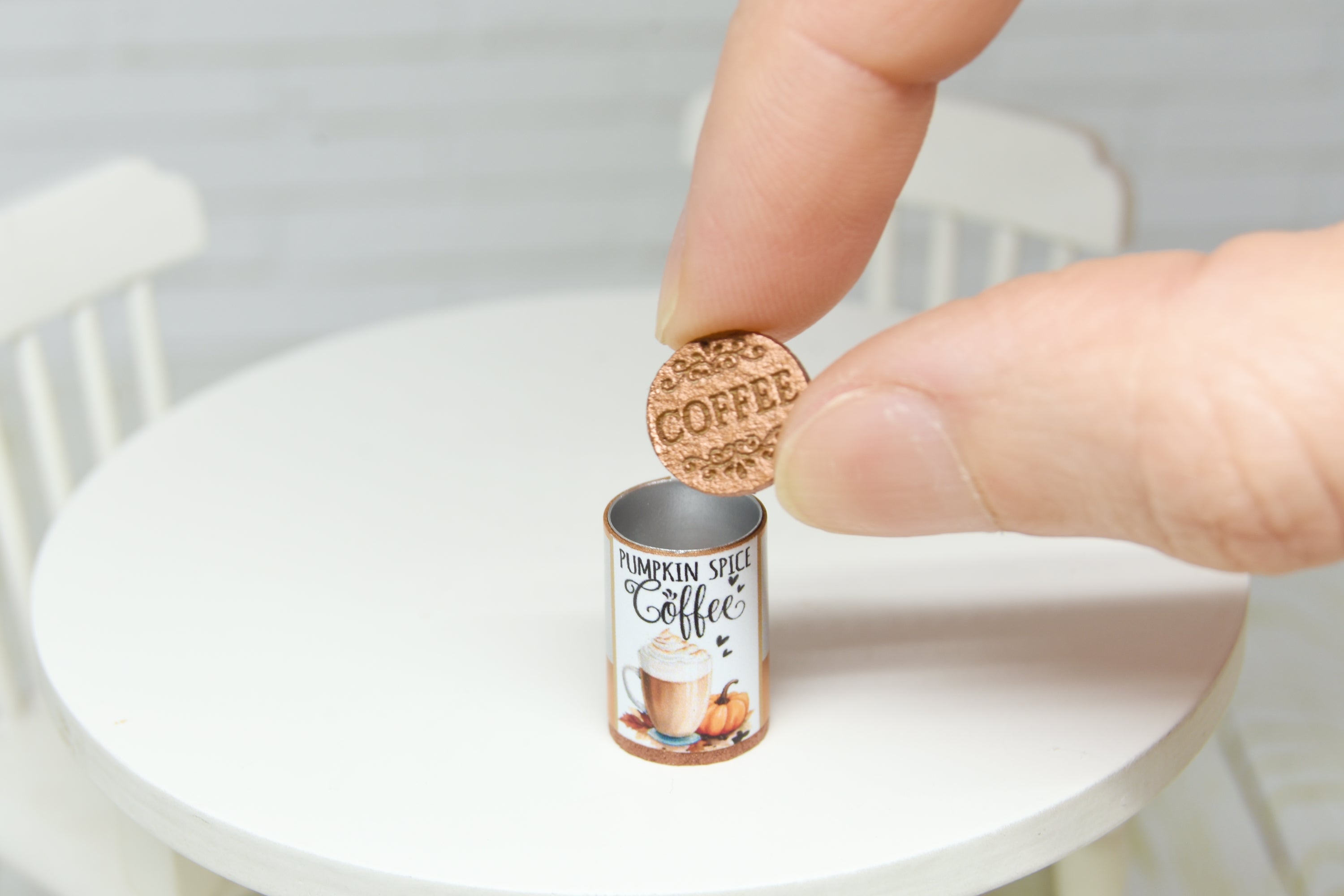 Coffee storage Tin (1:12 scale) Fall