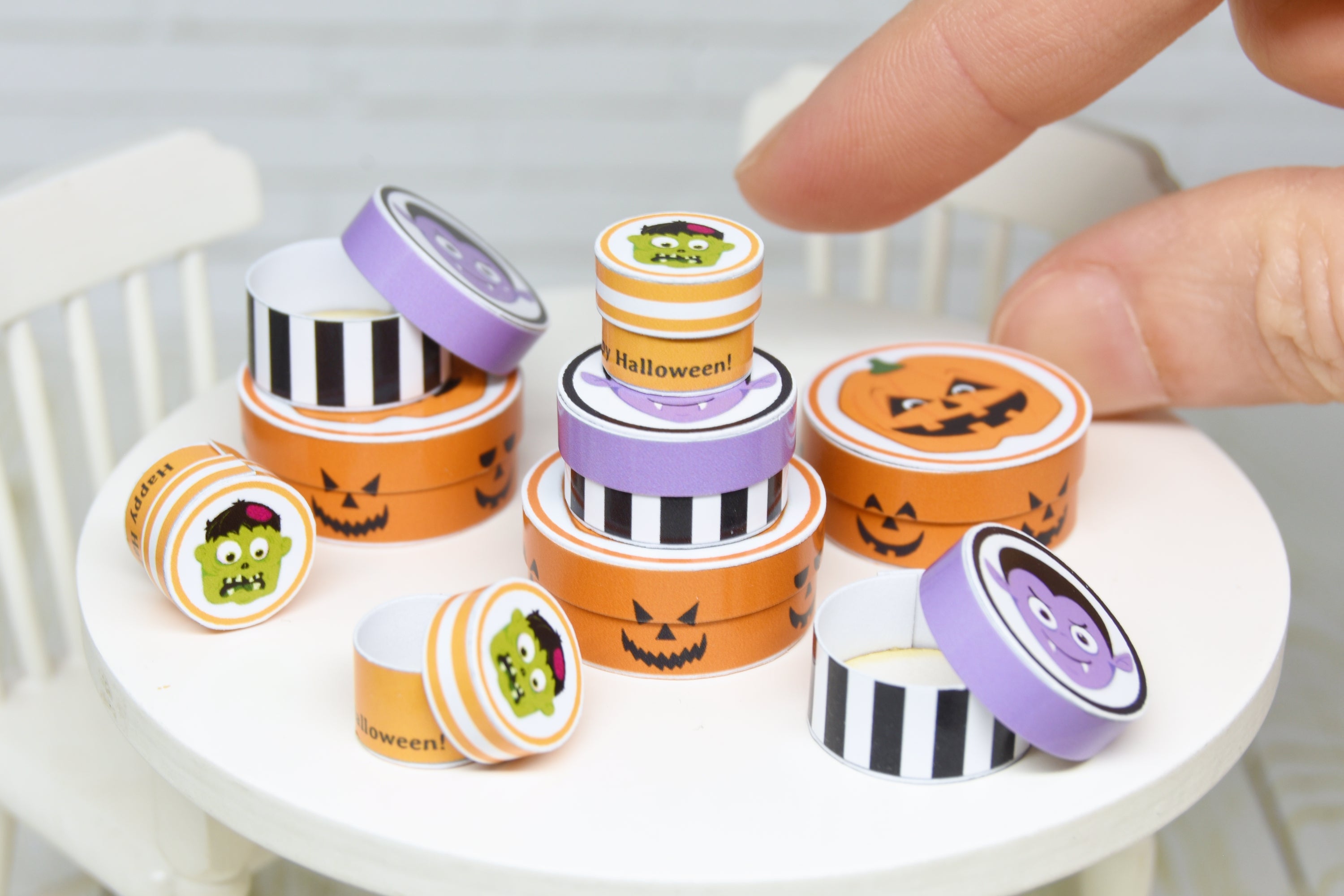 Round Boxes Set - 3pcs (1:12 scale) Halloween