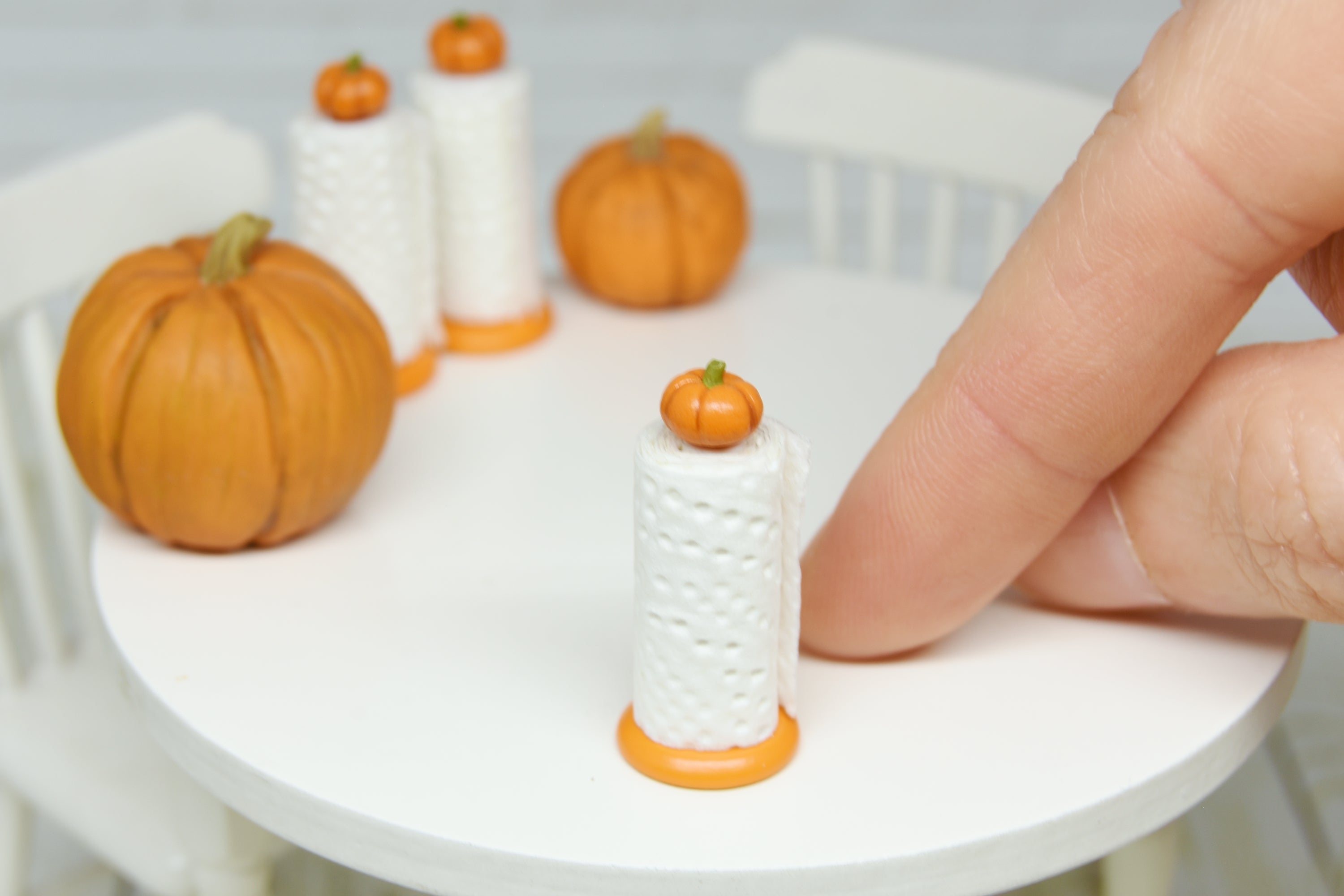 Towel holder (1:12 scale) Fall