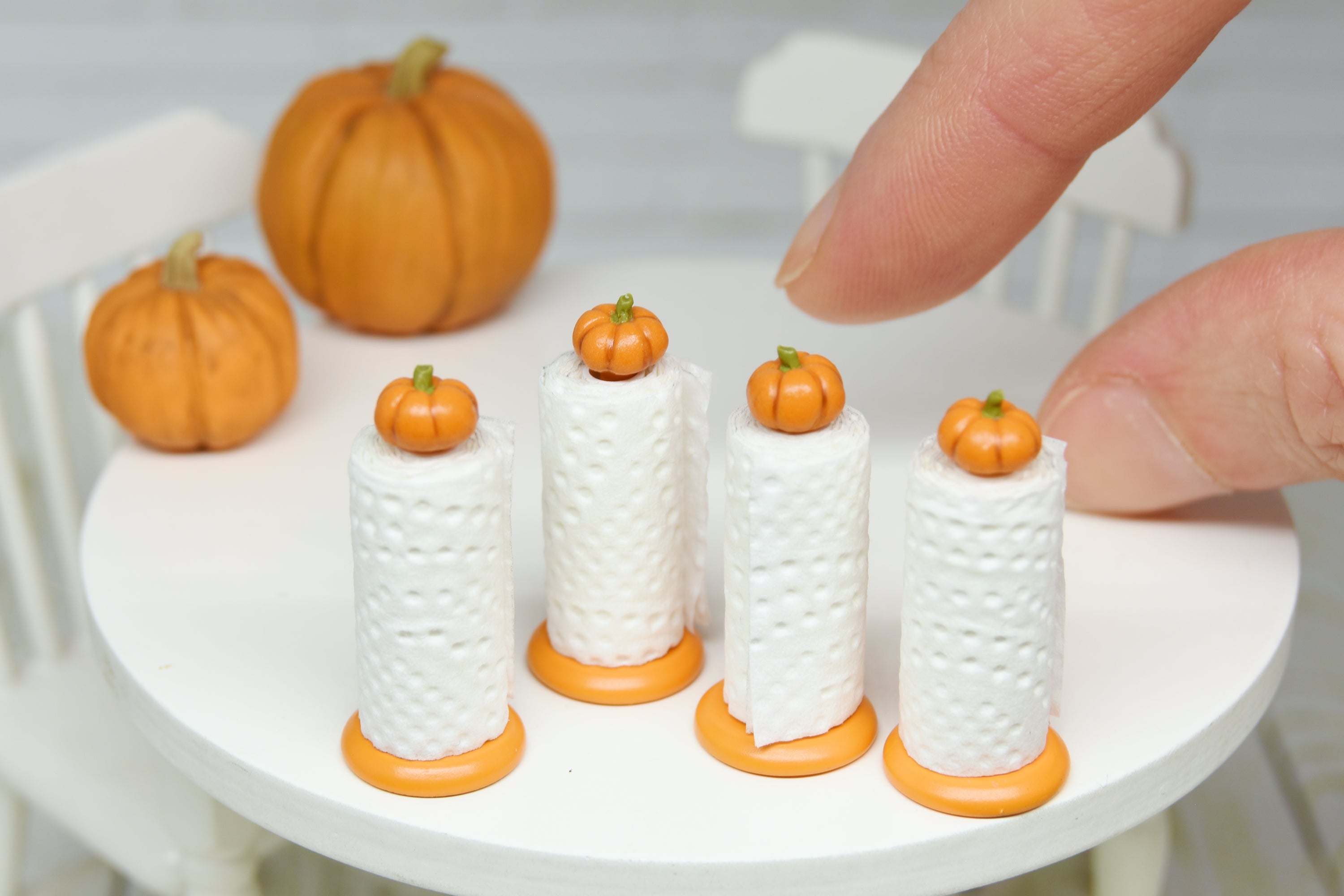 Towel holder (1:12 scale) Fall