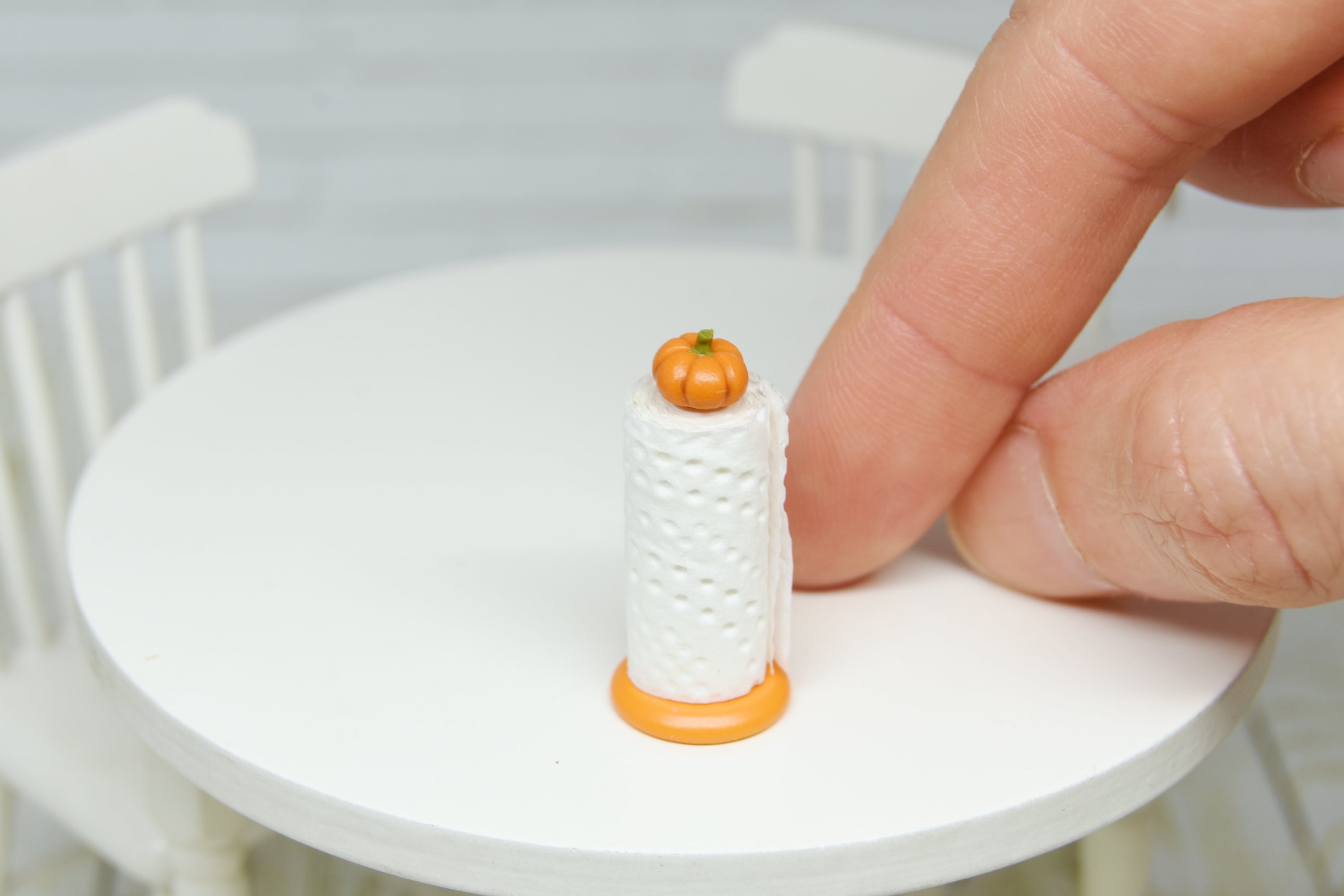Towel holder (1:12 scale) Fall