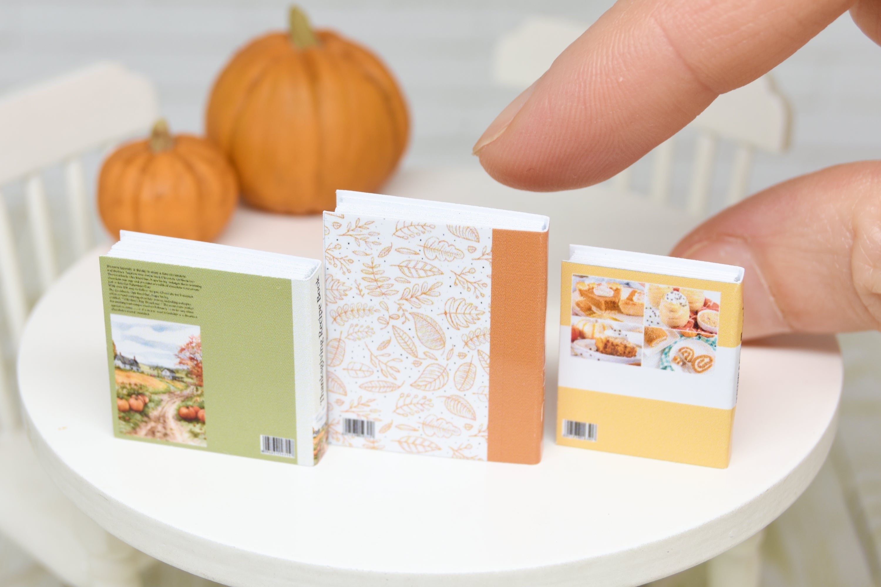 Books Set - 3pcs (1:12 scale) fall cooking