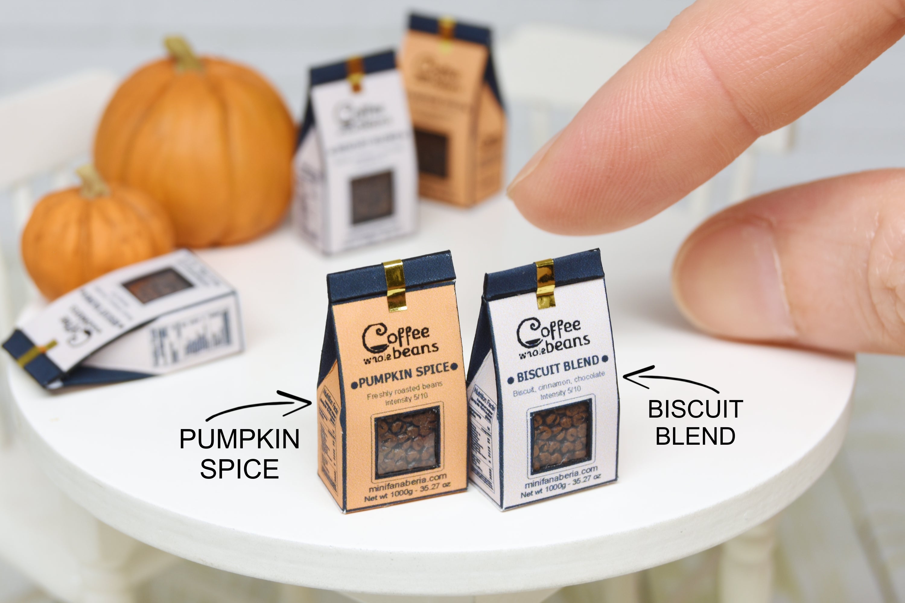 Coffee bag (1:12 scale) Fall
