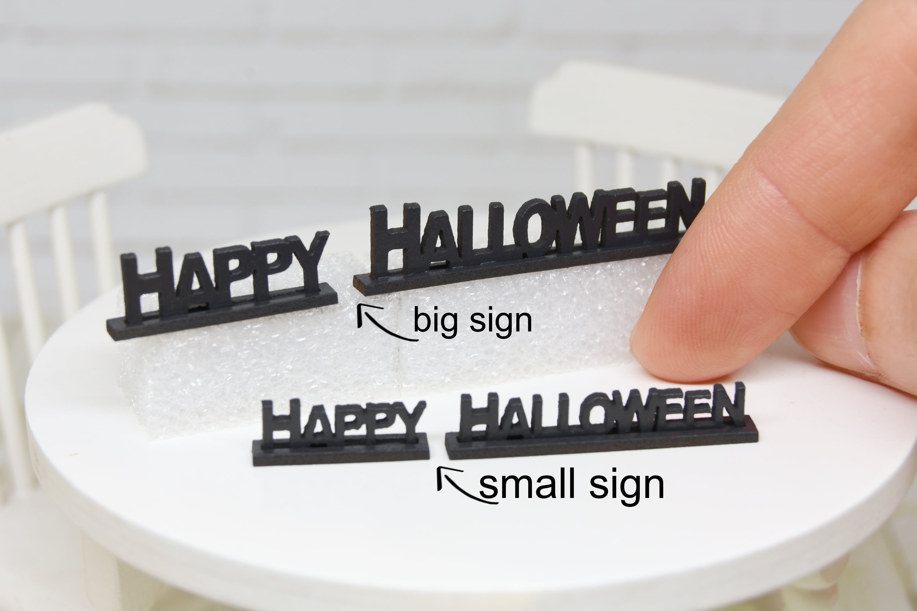 Halloween standing signs (1:12 scale) various types