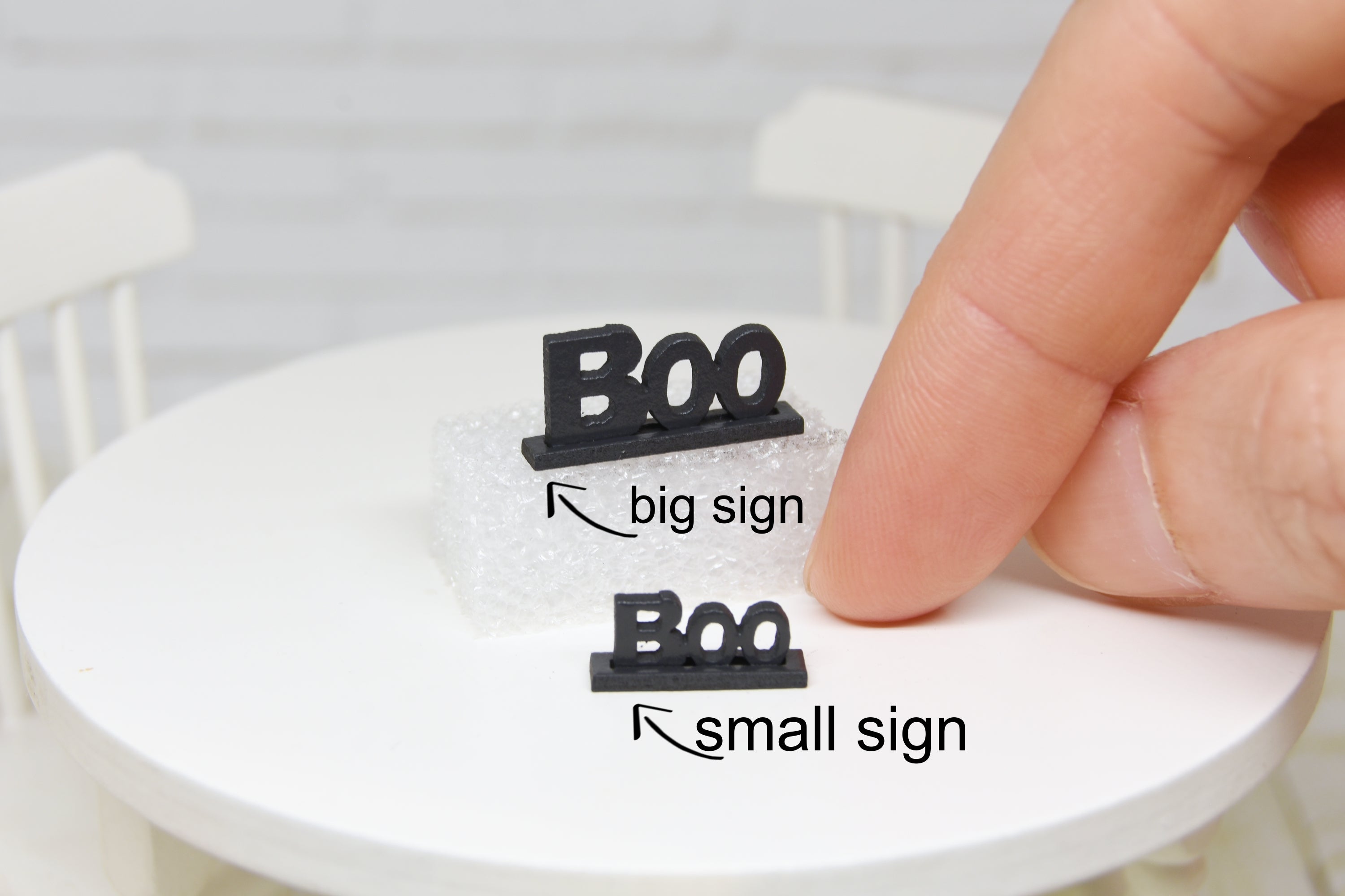 Halloween standing signs (1:12 scale) various types