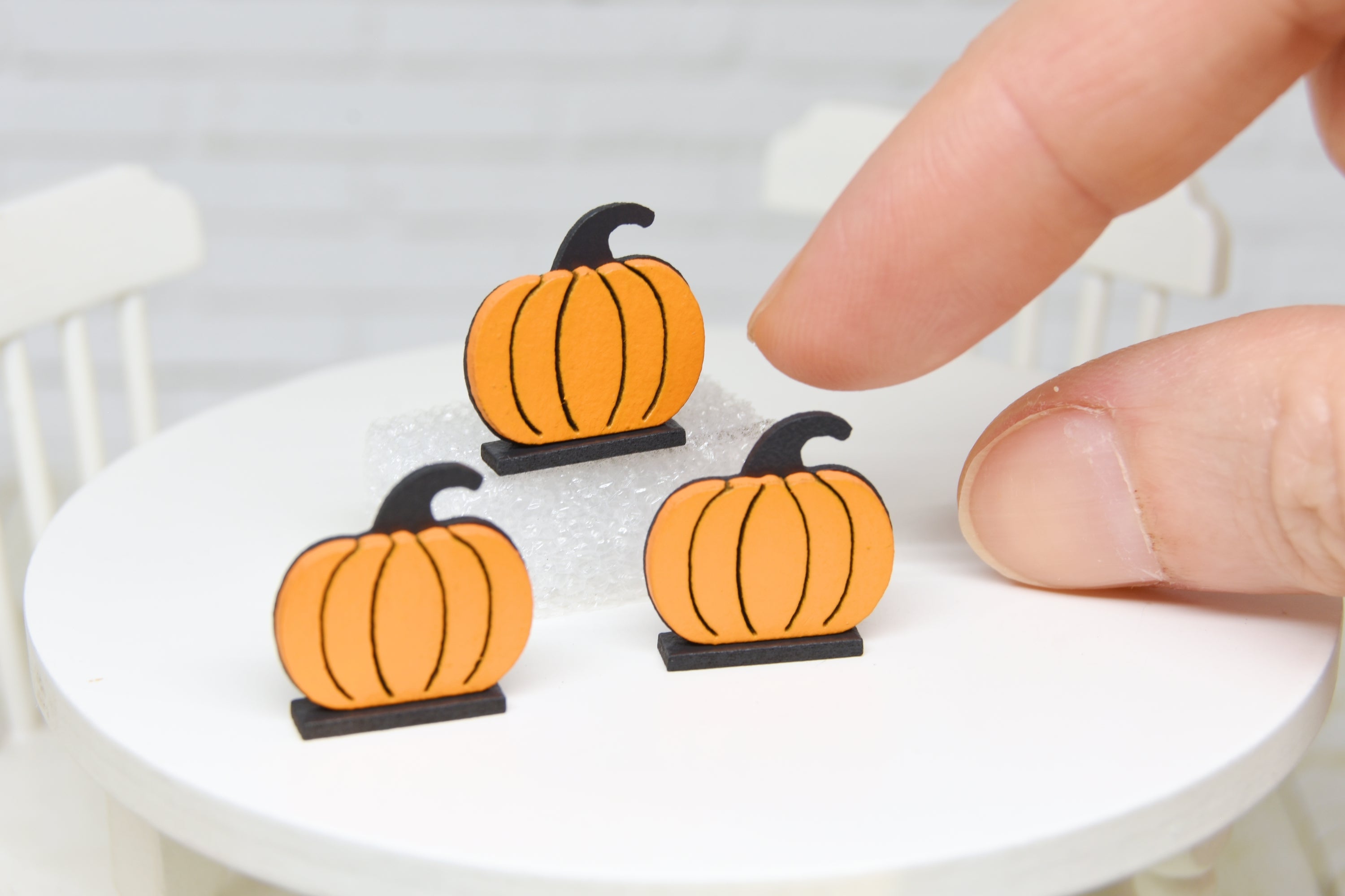Halloween standing signs (1:12 scale) various types