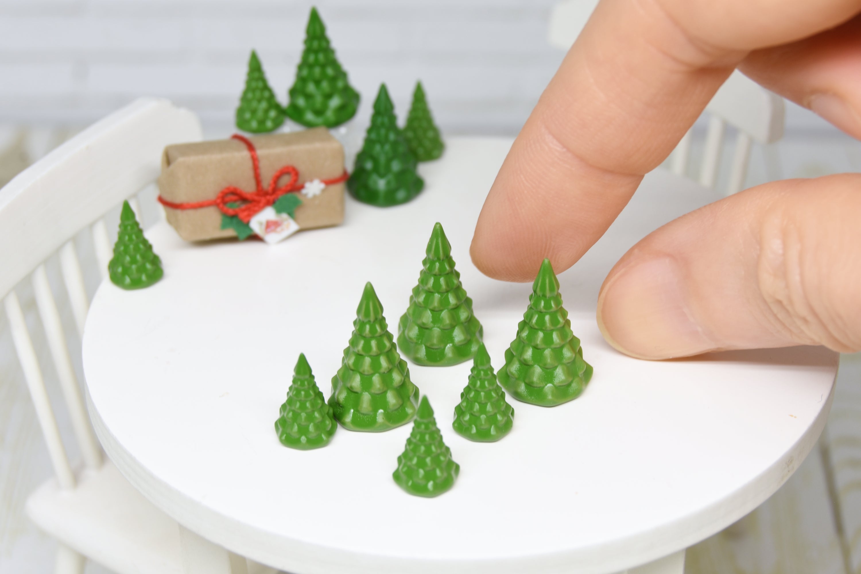 Mini Christmas Trees - set of 2, 4 or 6pcs (1:12 scale)