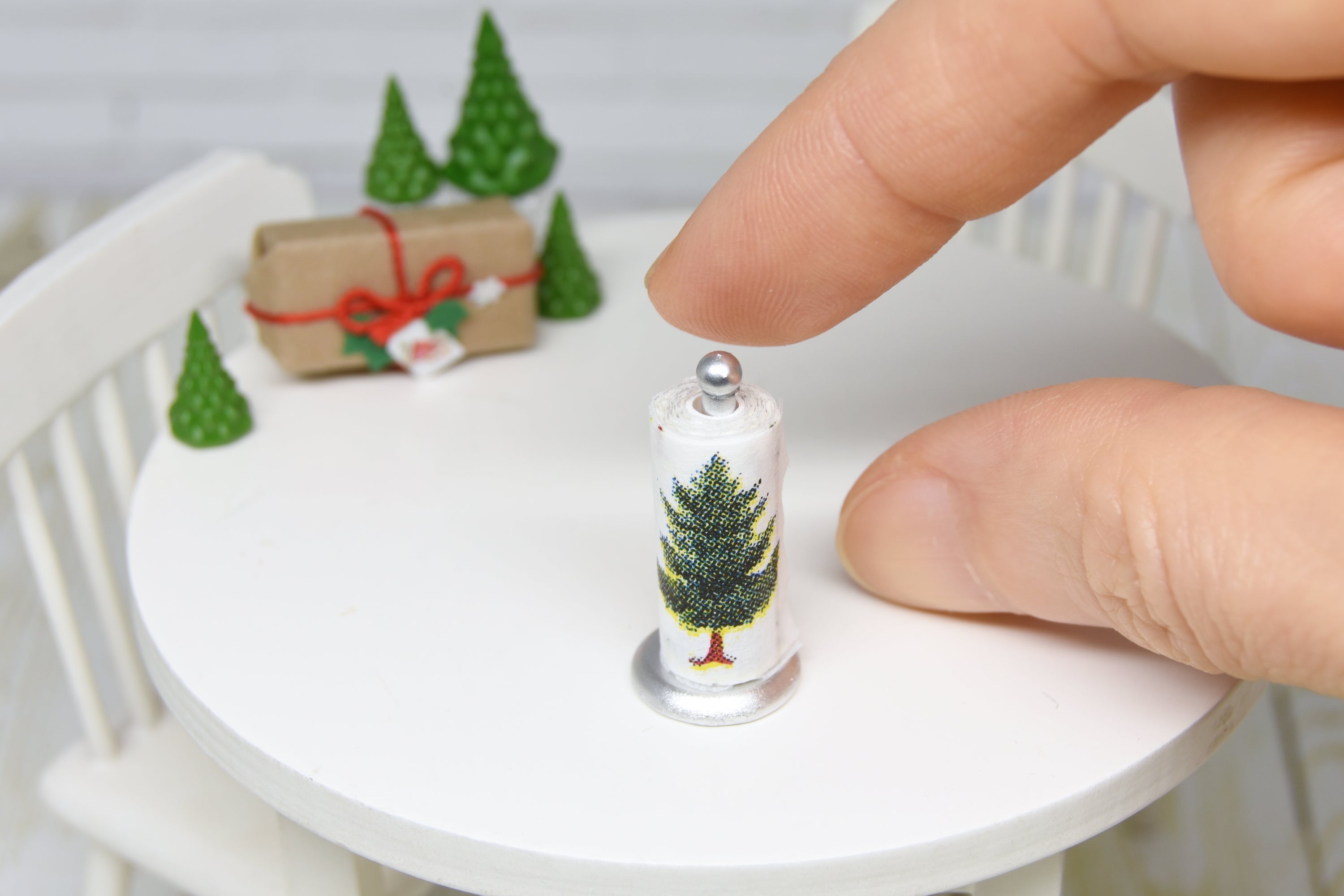 Christmas Towel Holder (1:12 scale)