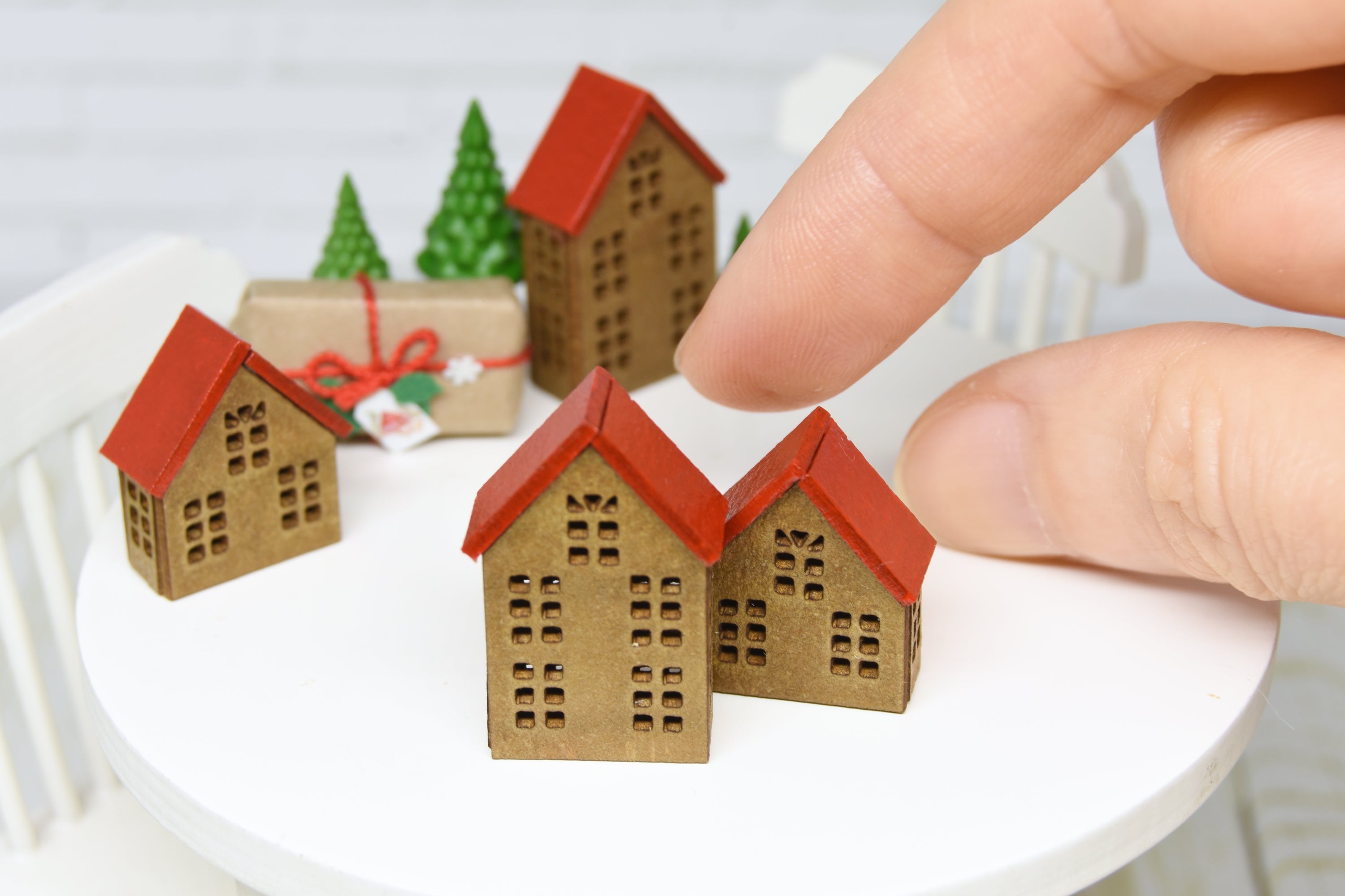 Christmas houses Set - 2pcs (1:12 scale)