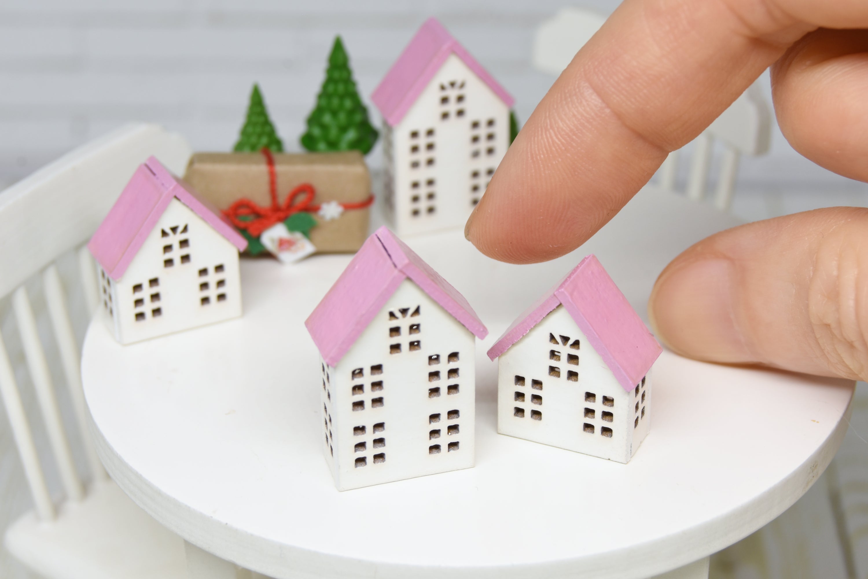Christmas houses Set - 2pcs (1:12 scale)
