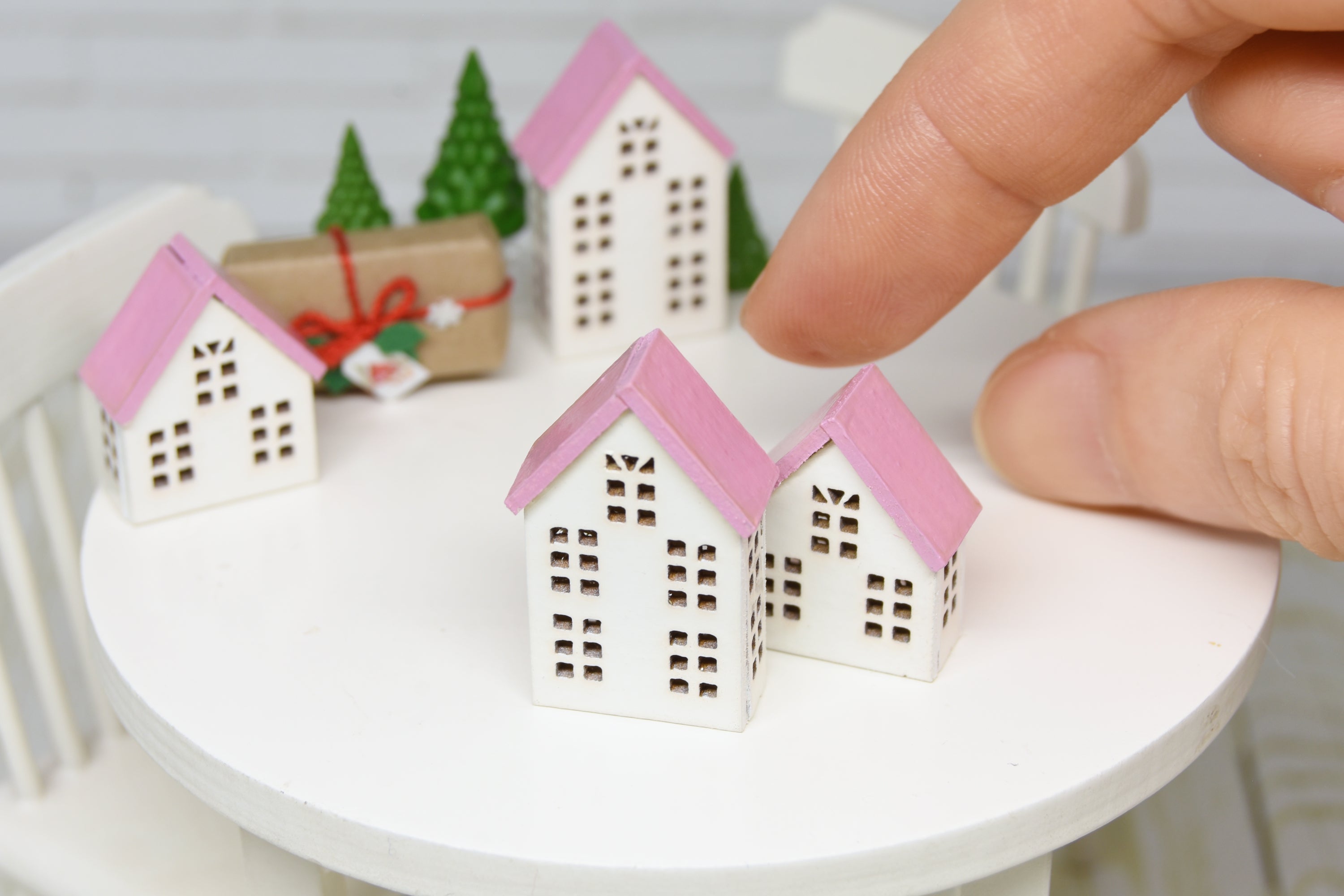 Christmas houses Set - 2pcs (1:12 scale)