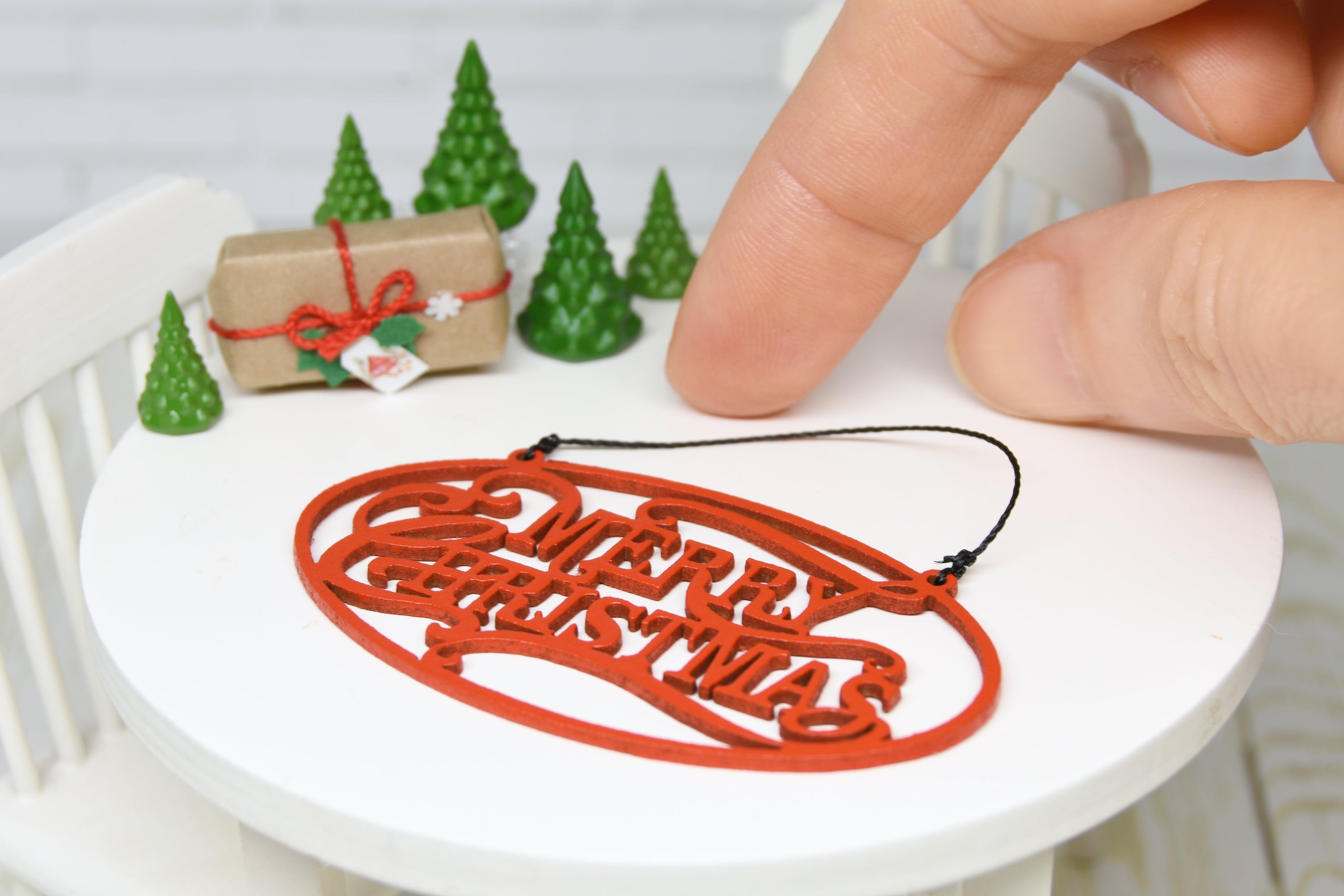 Merry Christmas hanging sign (1:12 scale)