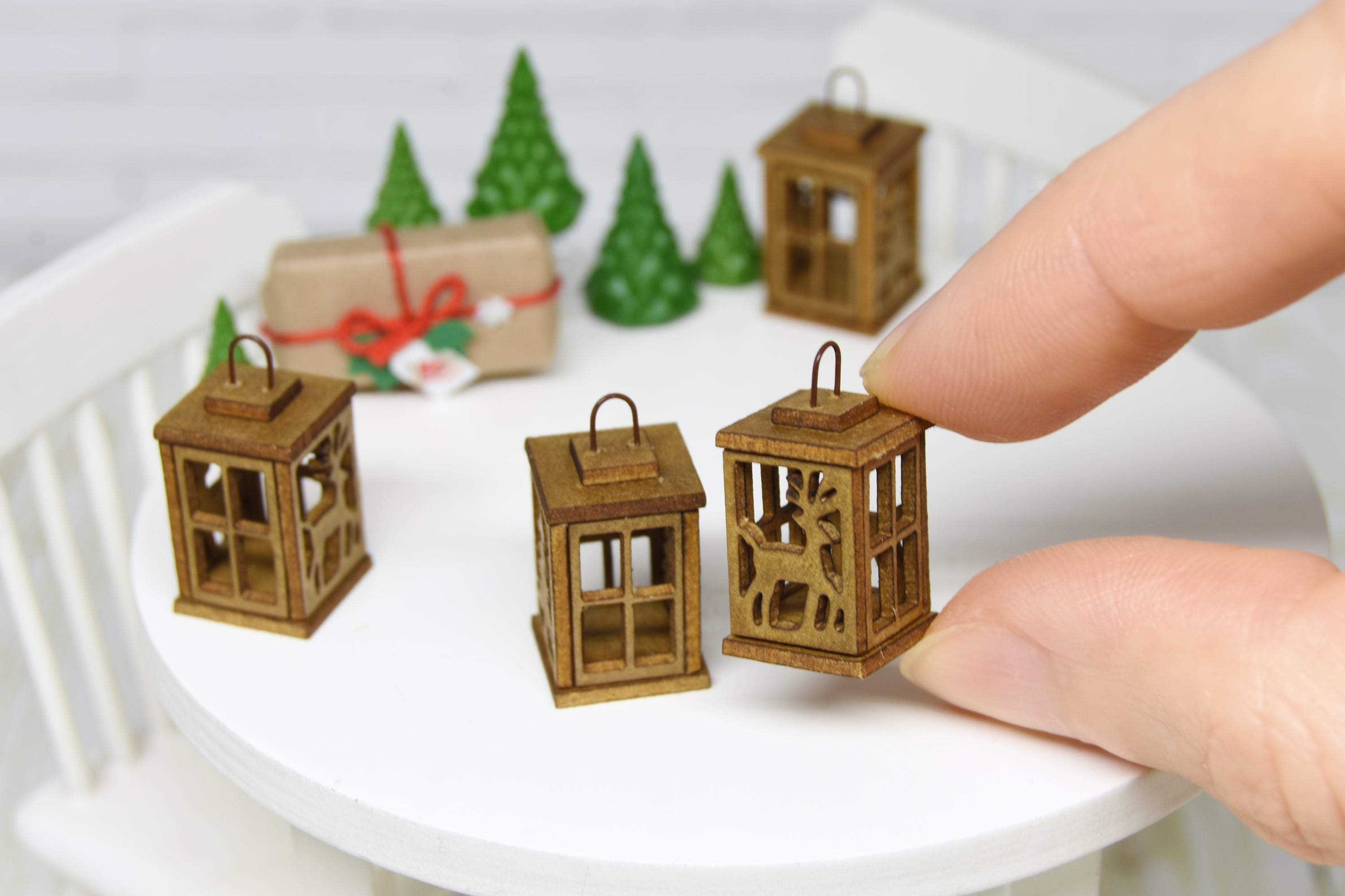 Christmas Small Lantern (1:12 scale)