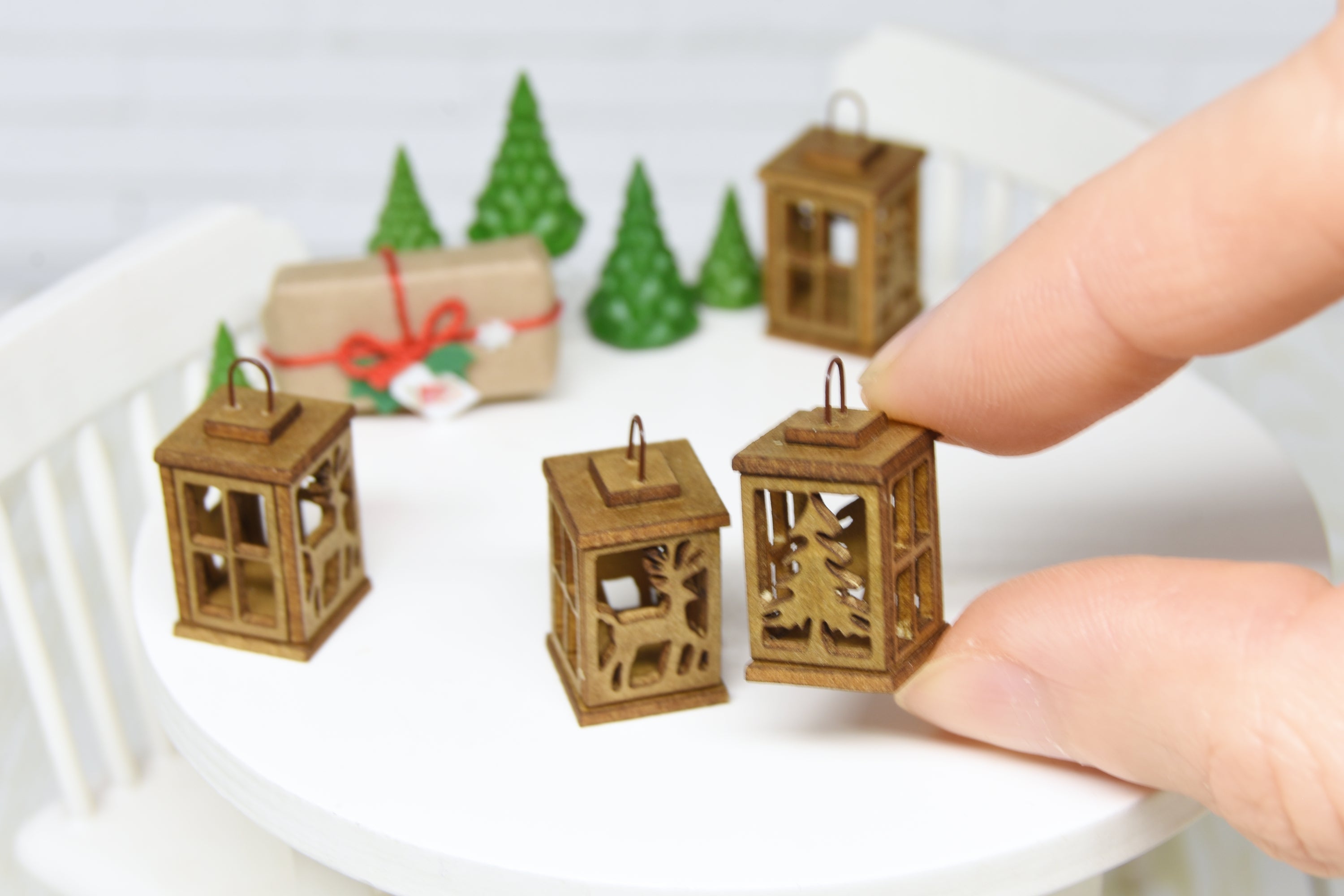 Christmas Small Lantern (1:12 scale)