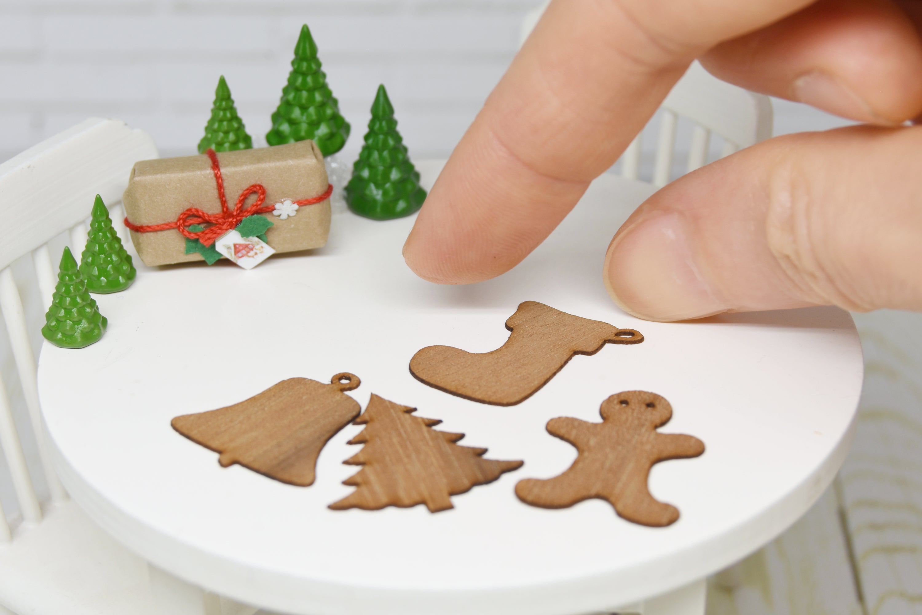 Christmas wooden cutting boards Set - 4pcs (1:12 scale)