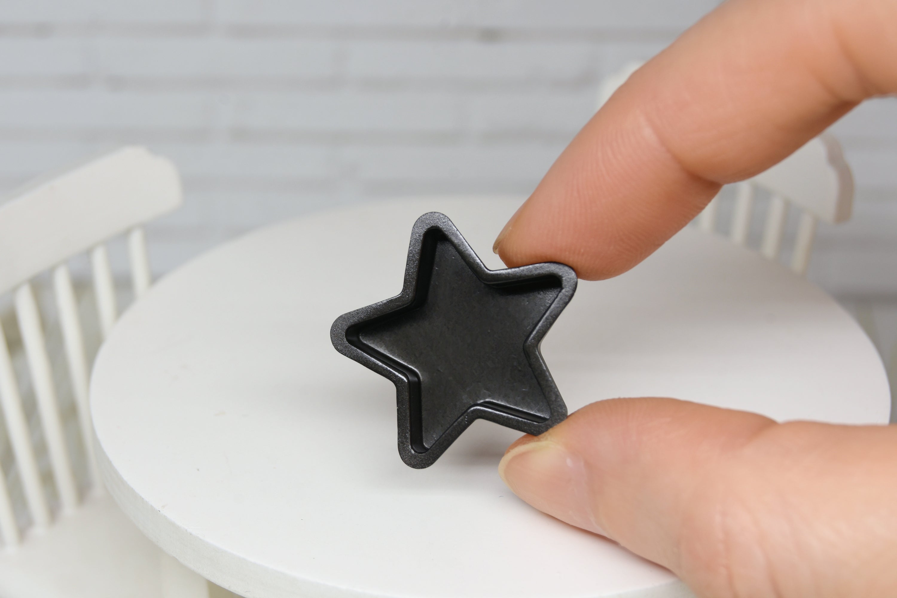 Star-shaped Cake Pan (1:12 scale)