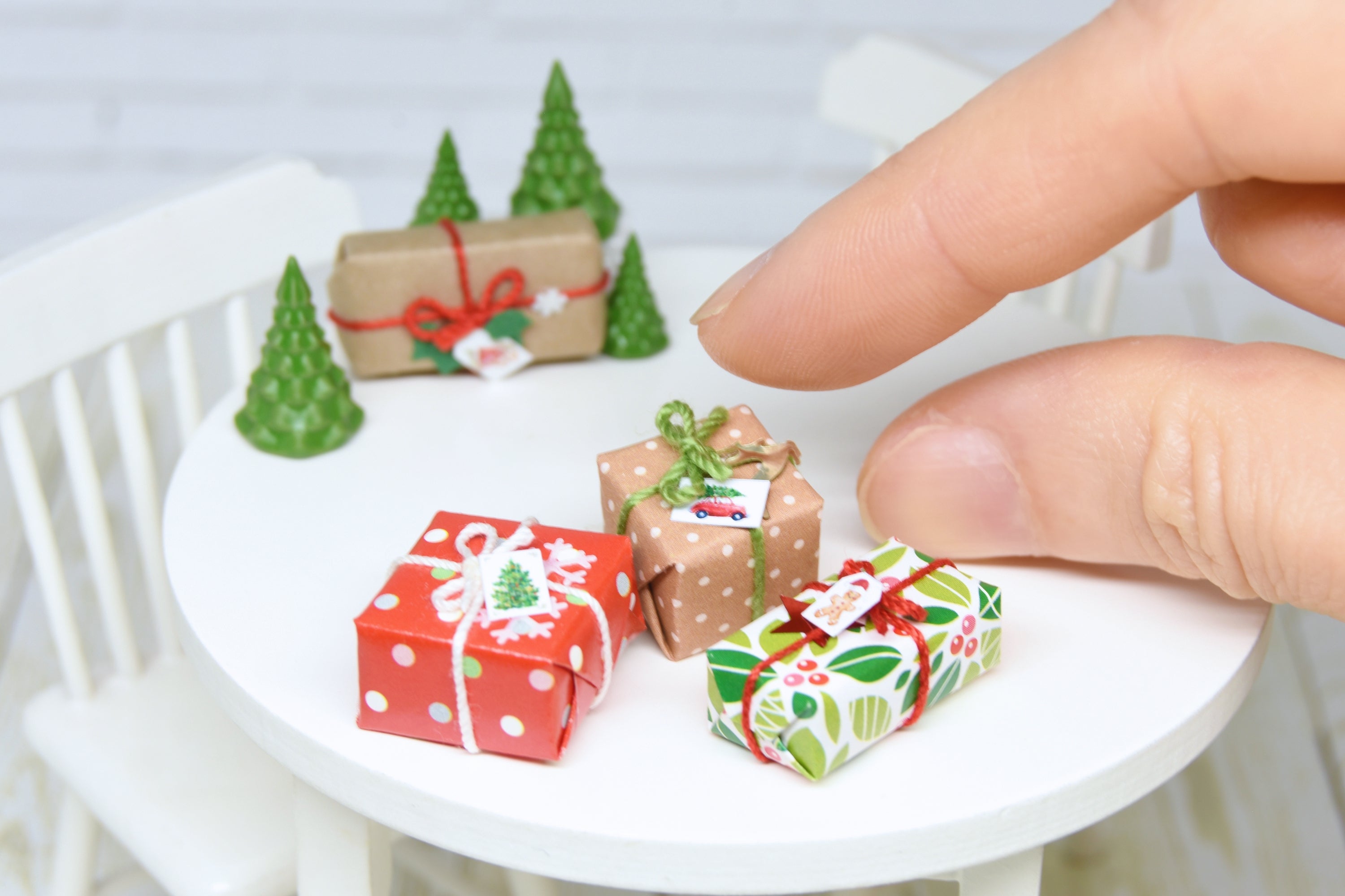 Christmas Gifts Set of 3pcs (1:12 scale)