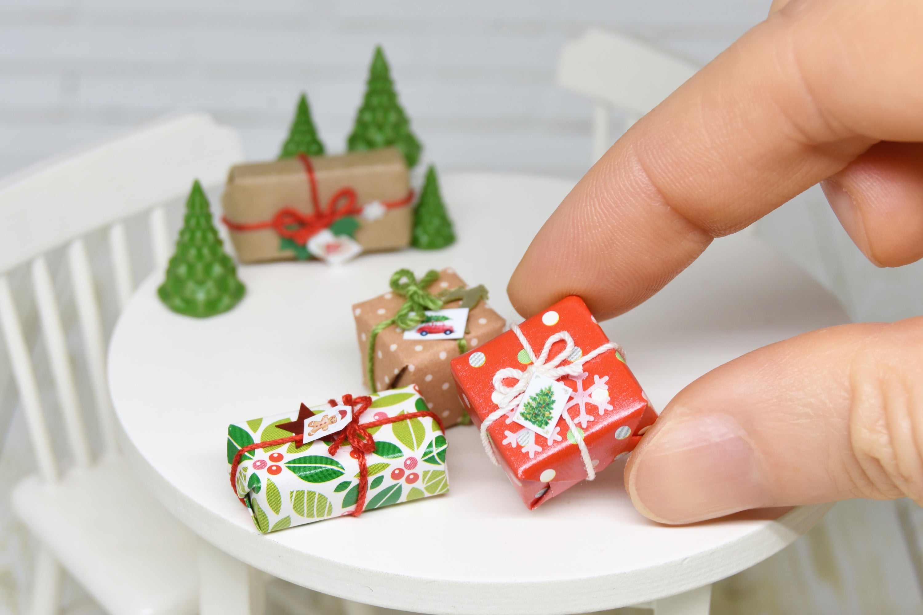 Christmas Gifts Set of 3pcs (1:12 scale)