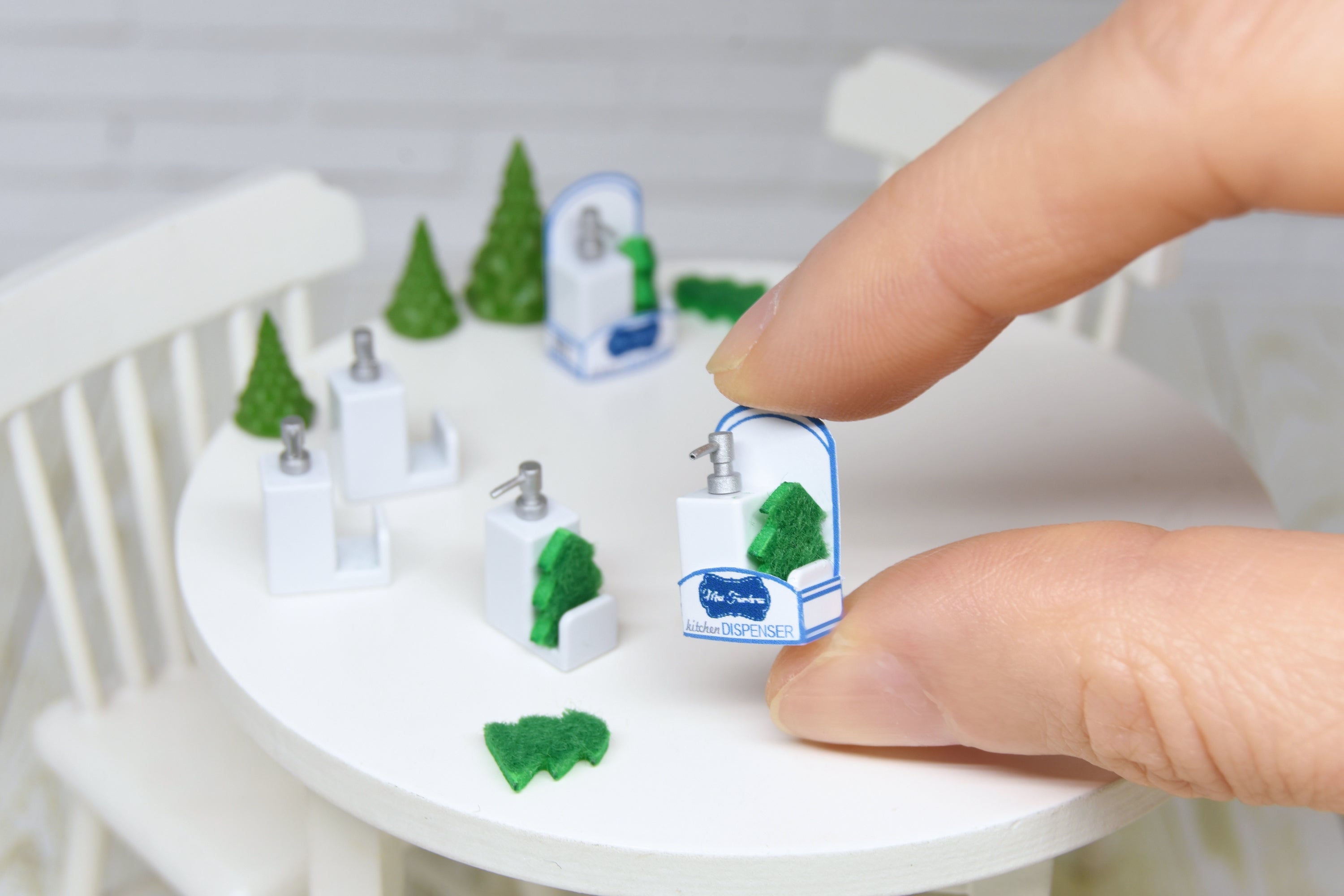 Christmas Kitchen Dispenser with a sponge holder (1:12 scale)