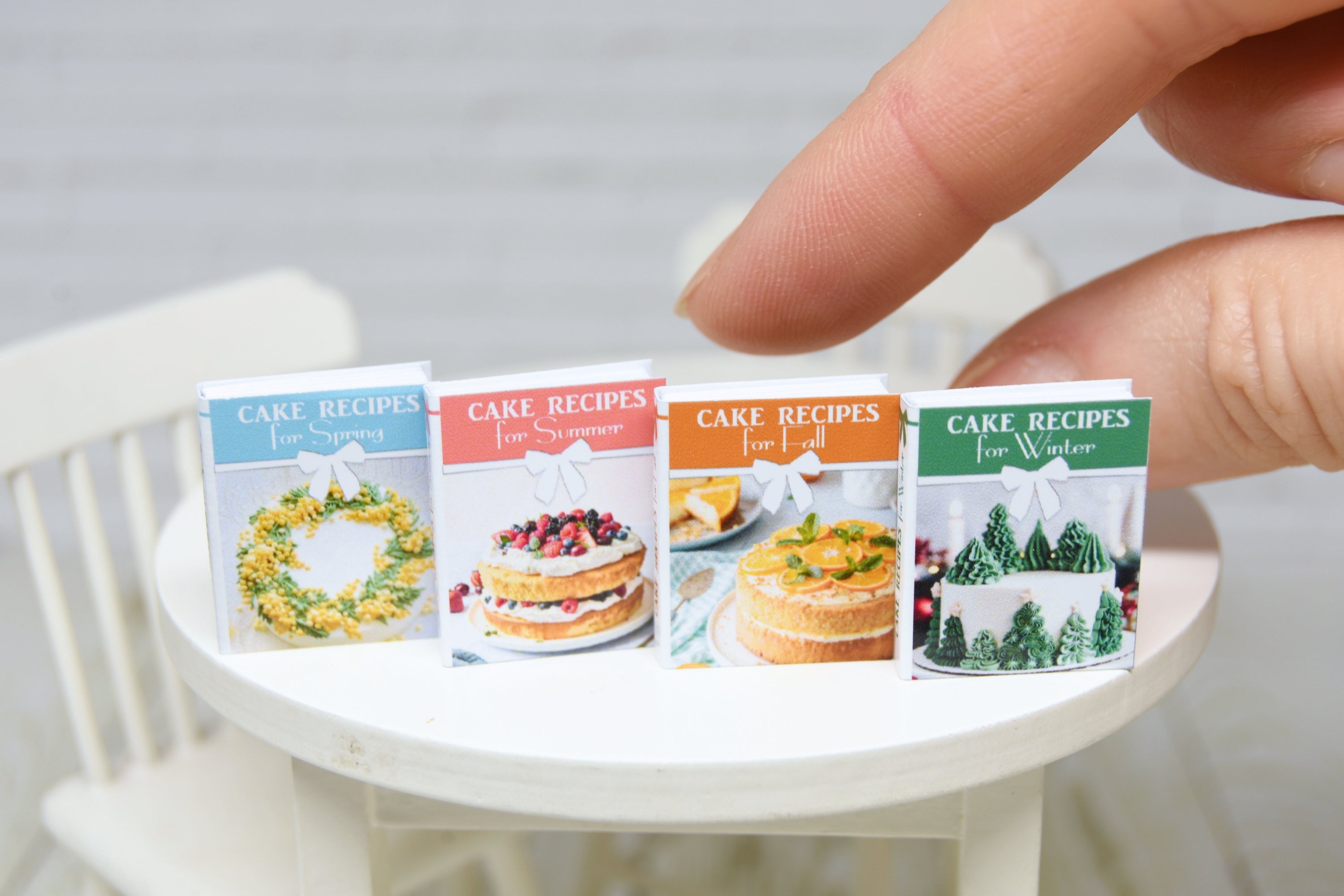 Books Set - 4pcs (1:12 scale) Cooking