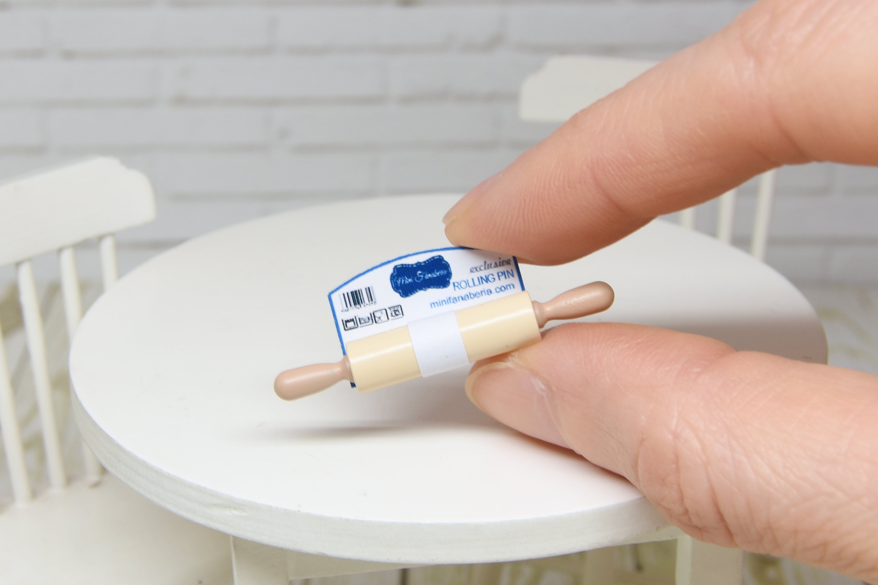 Rolling Pin (1:12 scale)