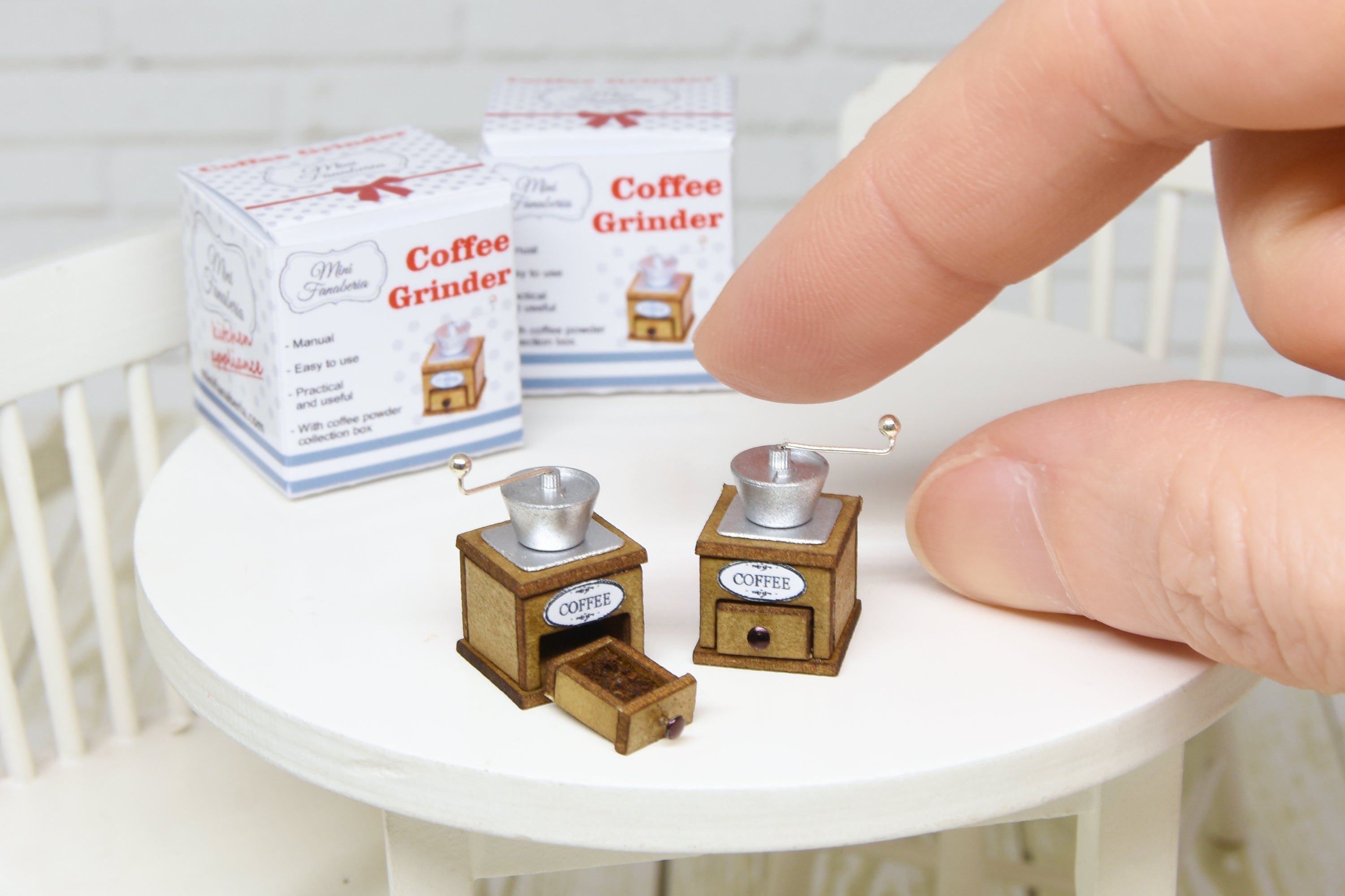 Coffee Grinder with turning handle and removable drawer (1:12 scale)