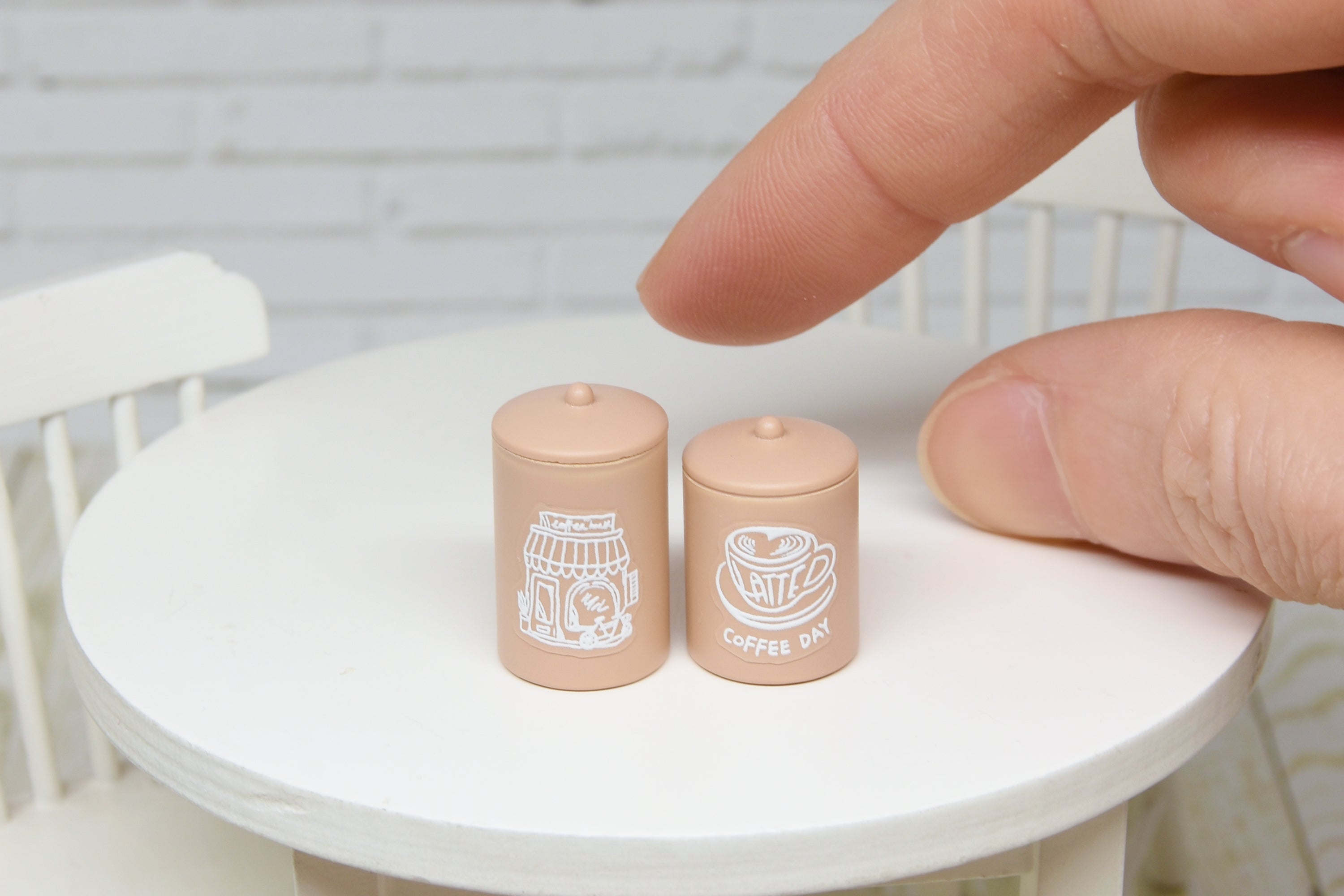 Container Set - 2pcs (1:12 scale) with removable lids