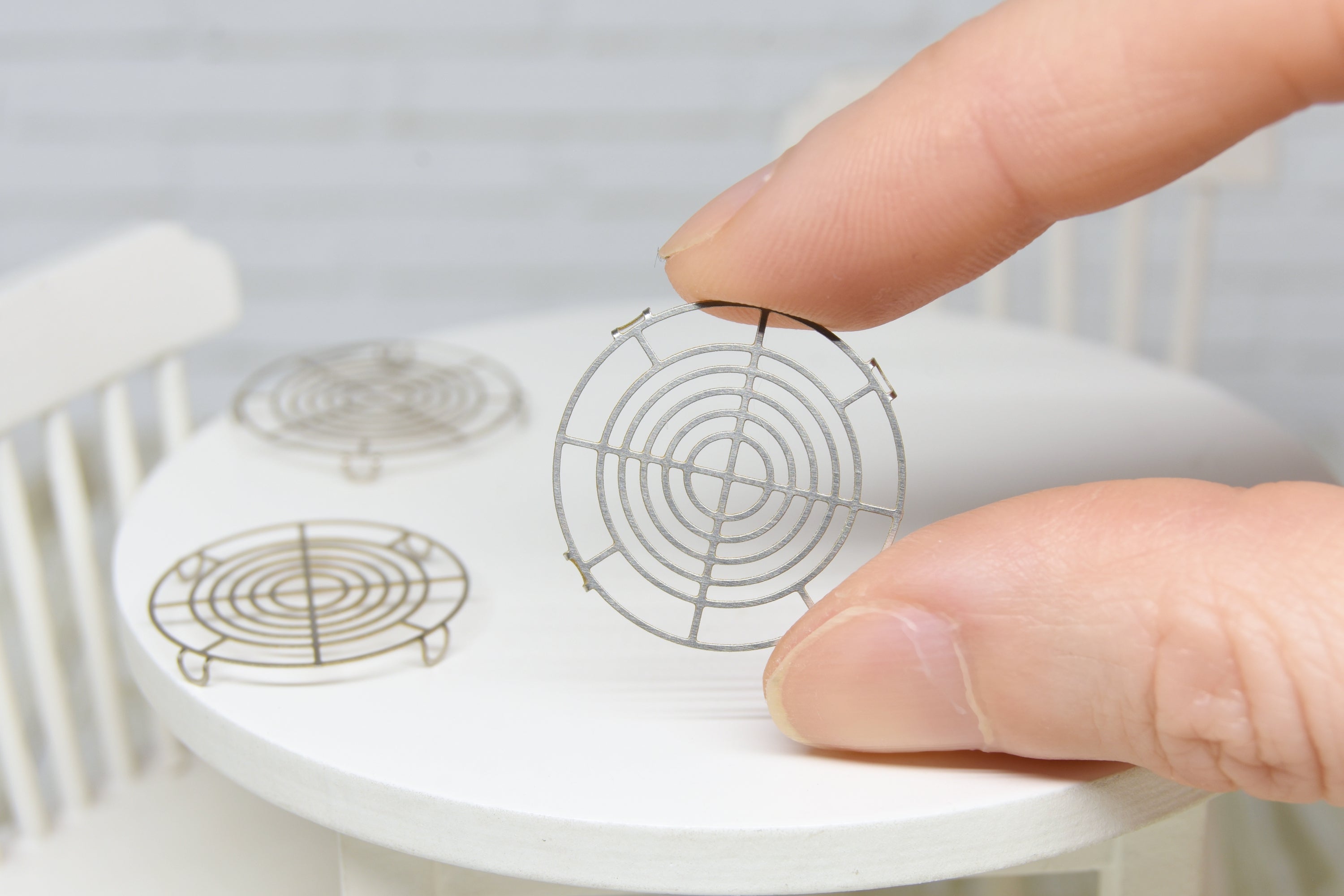 Round Cooling rack (1:12 scale) stainless steel