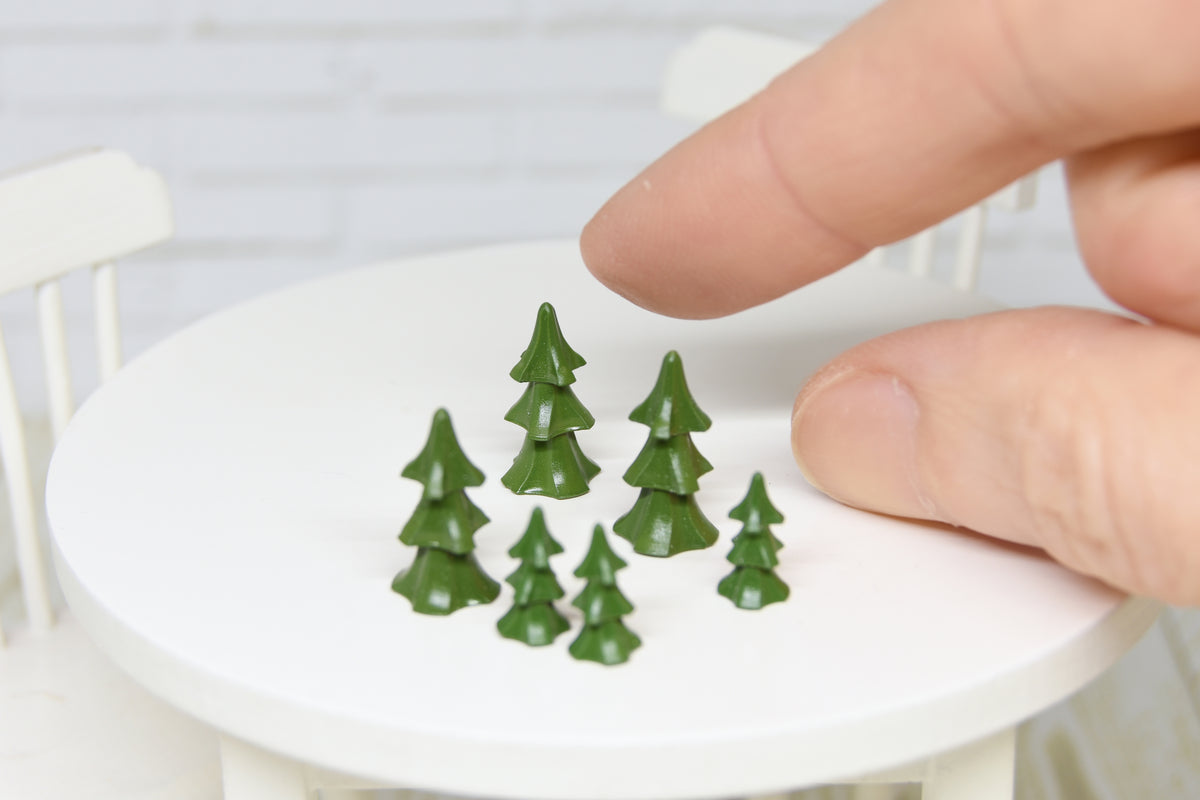 Mini Christmas Trees - set of 2pcs (1:12 scale)