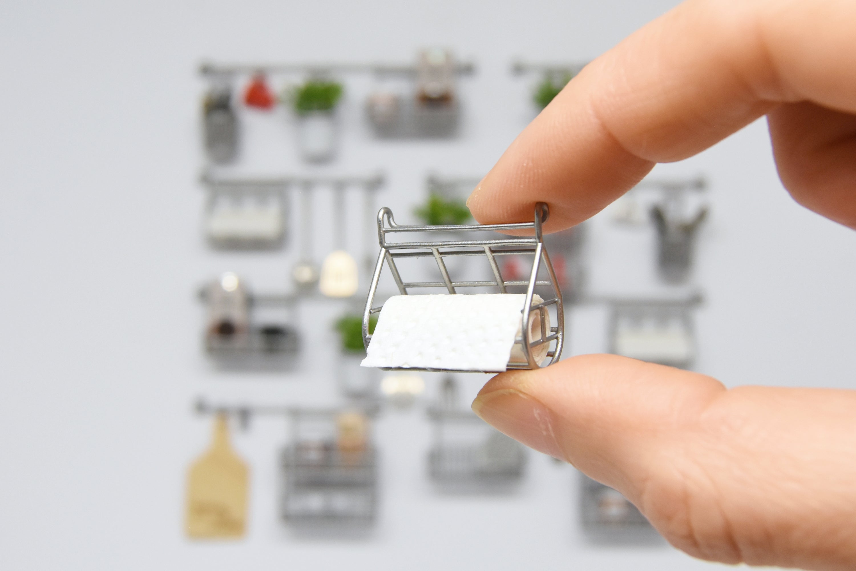 Hanging towel holder (1:12 scale)